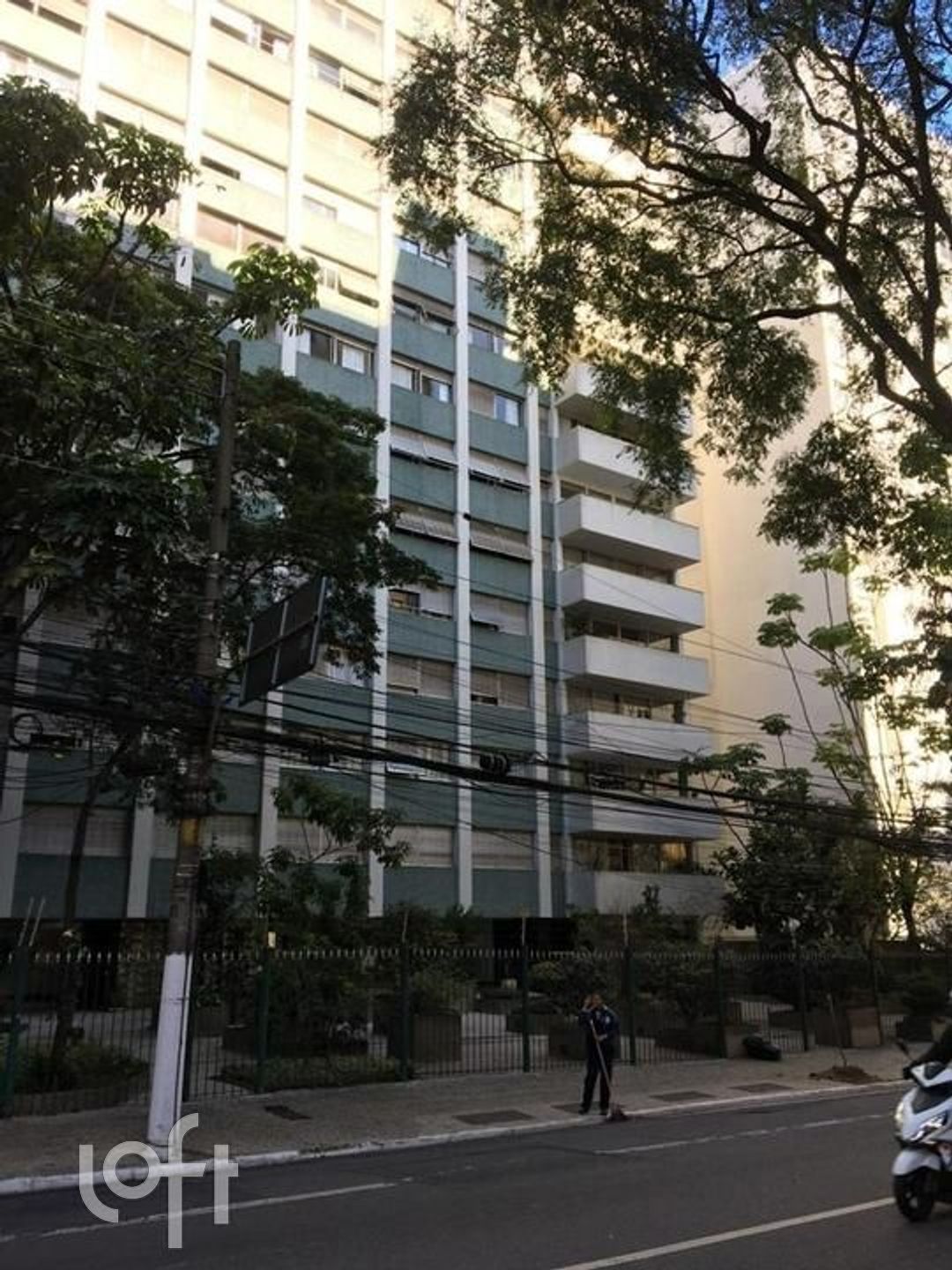 Apartamento à venda com 3 quartos, 200m² - Foto 23