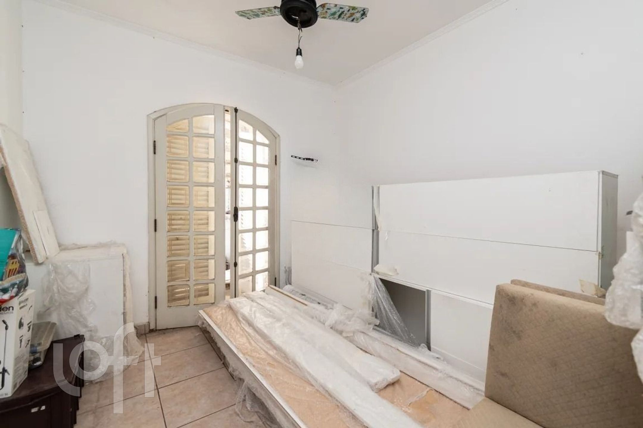 Casa à venda com 5 quartos, 200m² - Foto 11