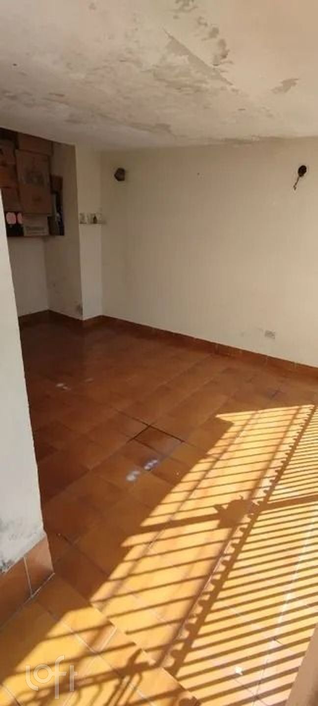 Casa à venda com 2 quartos, 110m² - Foto 2