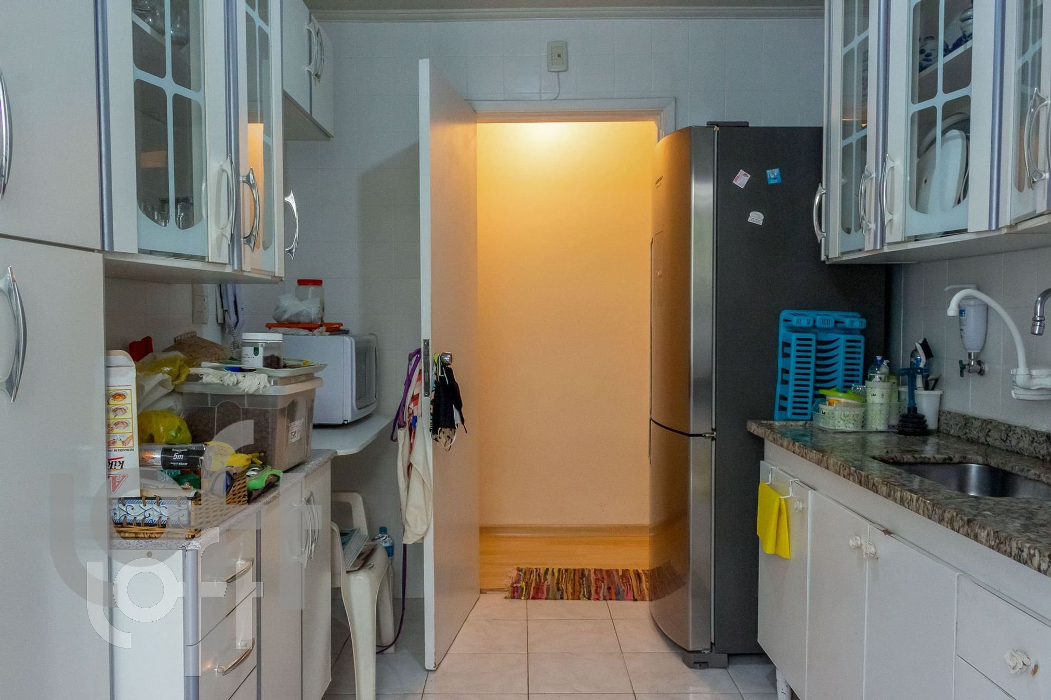 Apartamento à venda com 2 quartos, 64m² - Foto 14