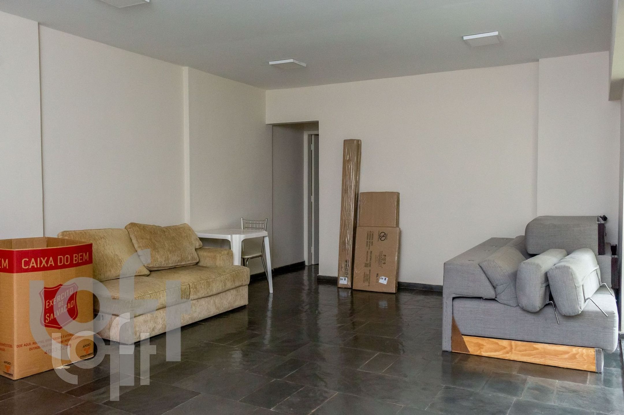 Apartamento à venda com 2 quartos, 64m² - Foto 8