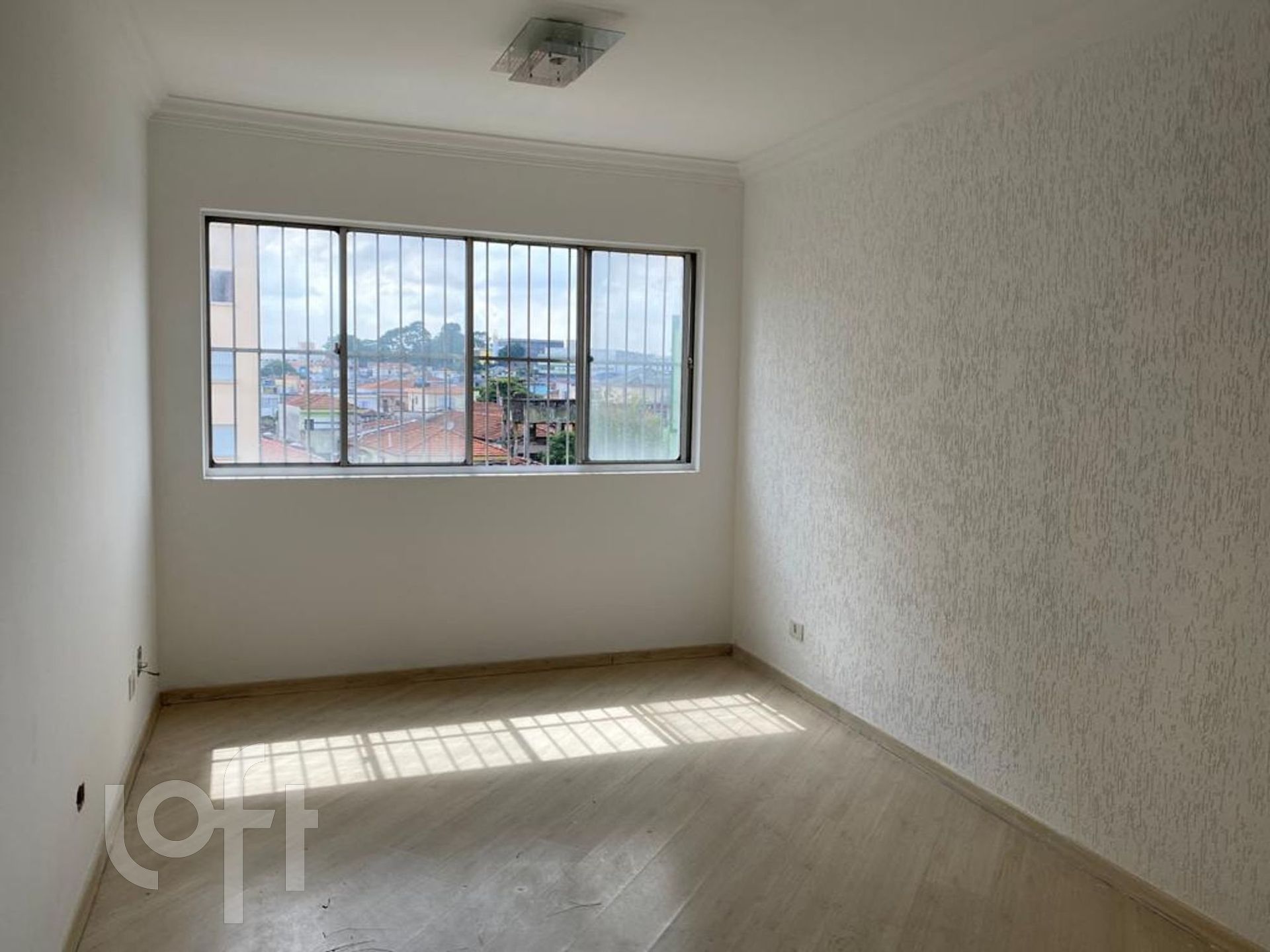 Apartamento à venda com 2 quartos, 72m² - Foto 1