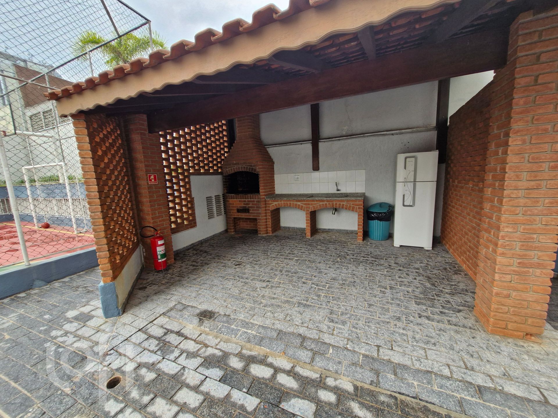 Apartamento à venda com 3 quartos, 82m² - Foto 15