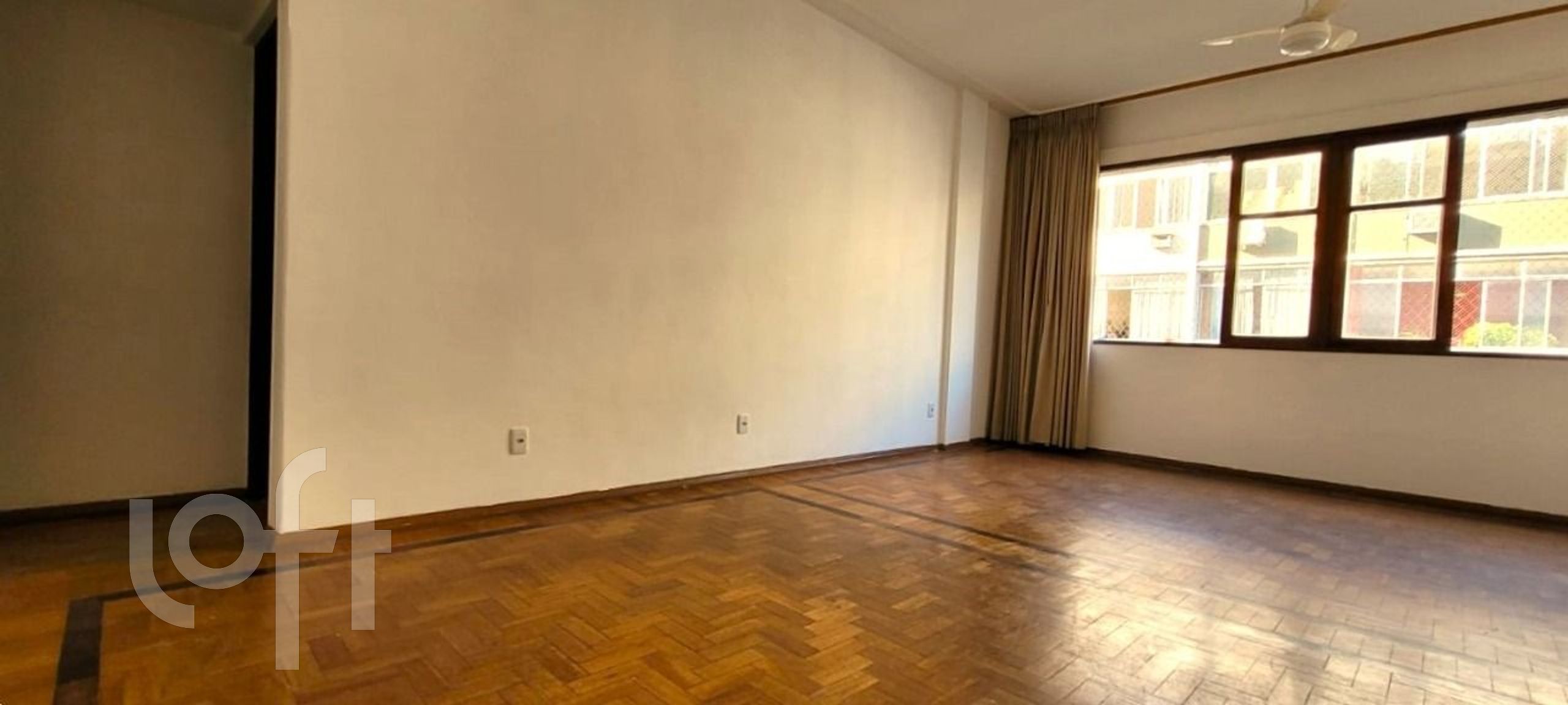 Apartamento à venda com 3 quartos, 99m² - Foto 4