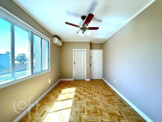 Apartamento com 80m², 3 dormitórios, 1 vaga, Floresta em Porto Alegre