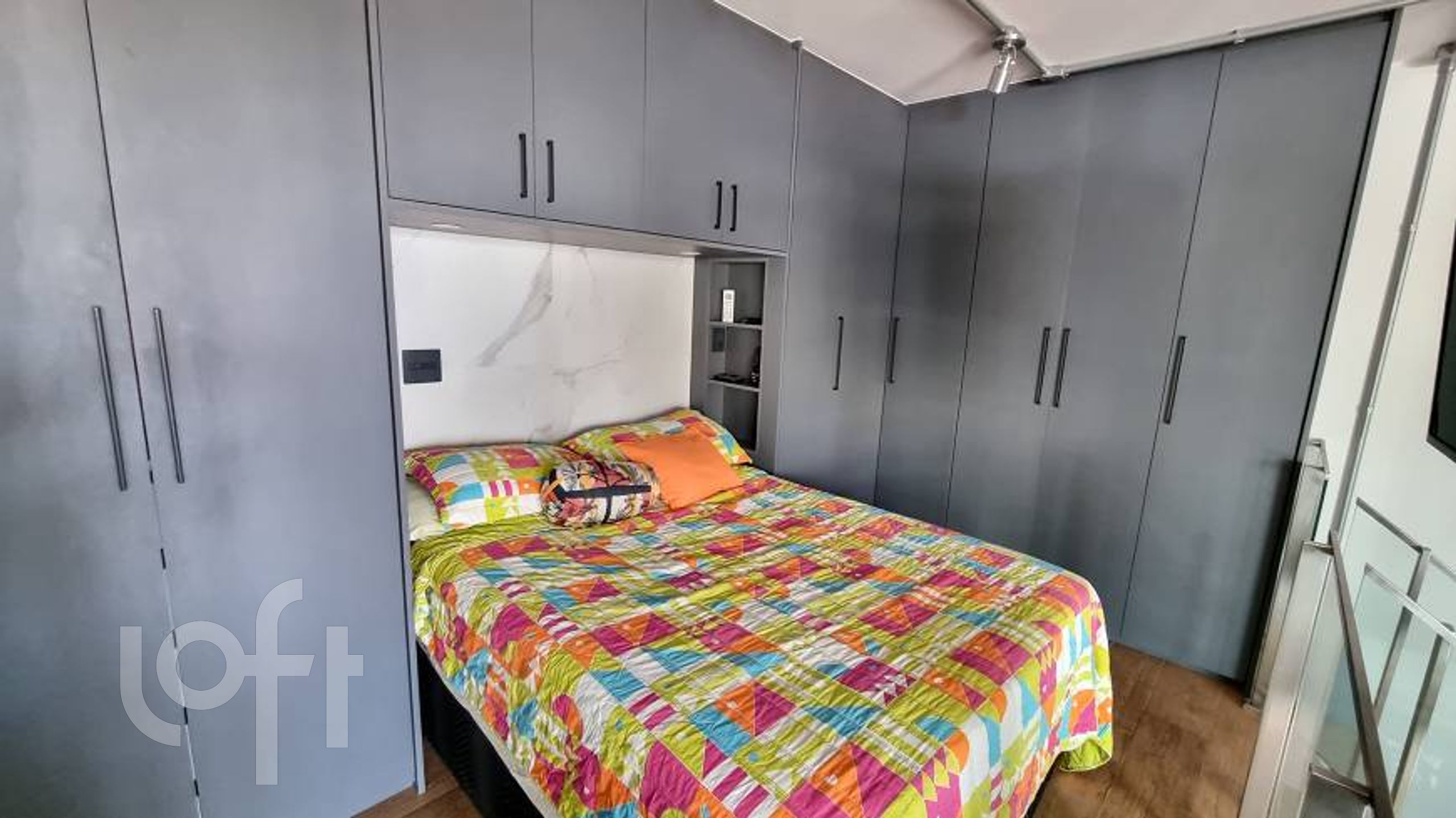 Apartamento à venda com 1 quarto, 68m² - Foto 14