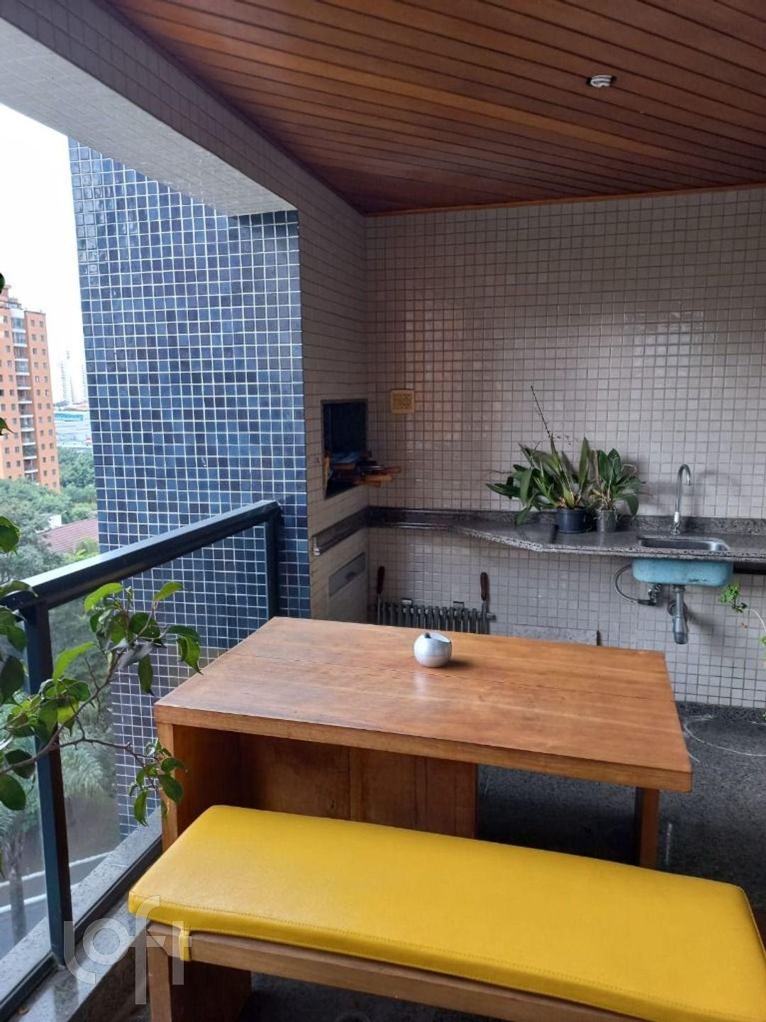 Apartamento à venda com 4 quartos, 200m² - Foto 17