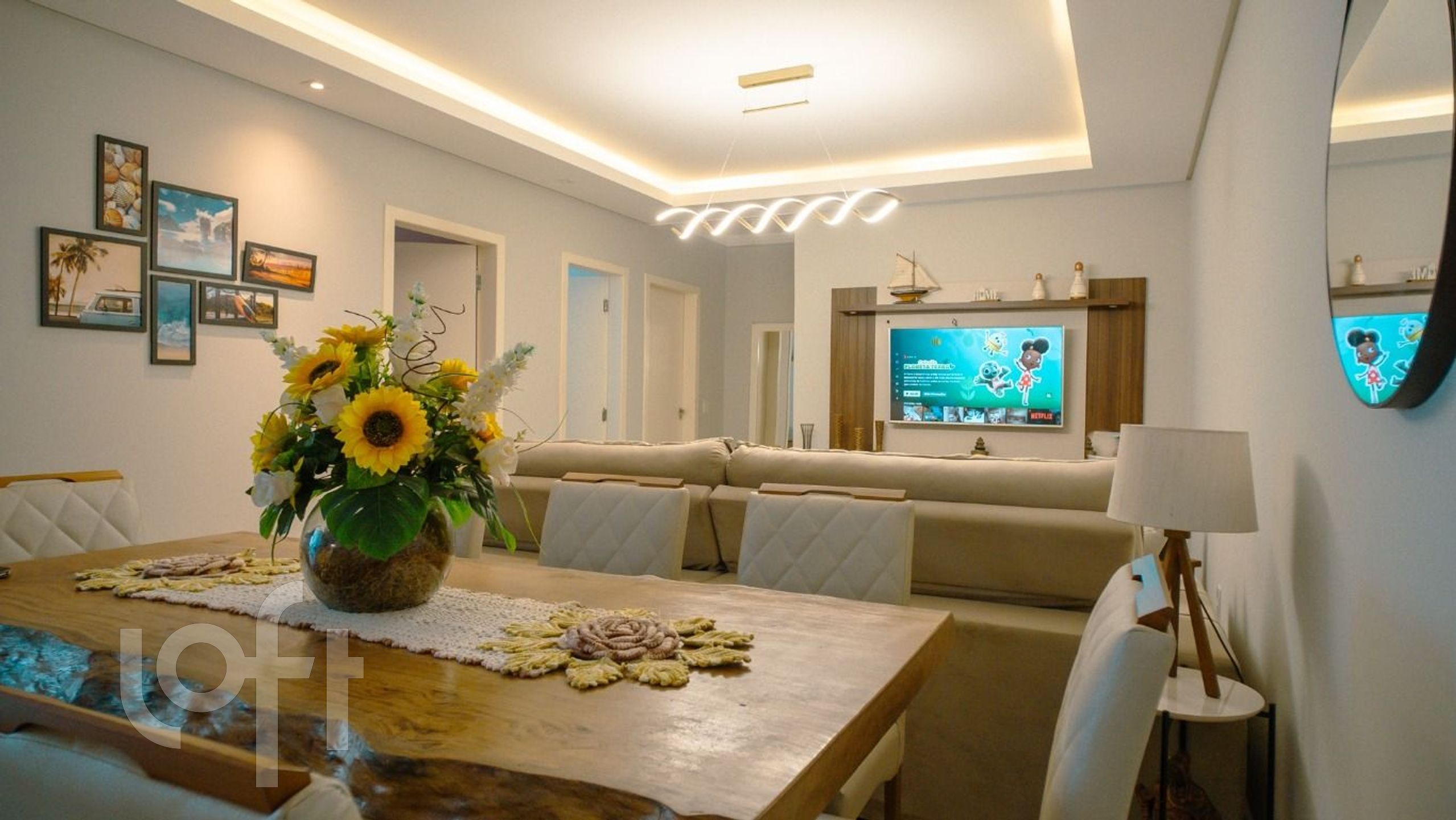 Apartamento à venda em Ingleses com 90 m², 3 quartos, 1 suíte, 2 vagas