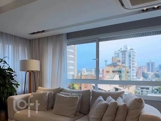 Apartamento com 140m², 3 dormitórios, 3 suítes, 2 vagas, Bela Vista em Porto Alegre