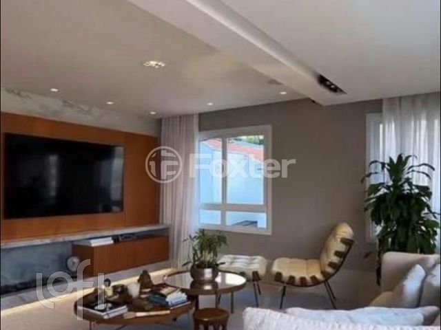 Apartamento com 140m², 3 dormitórios, 3 suítes, 2 vagas, Bela Vista em Porto Alegre
