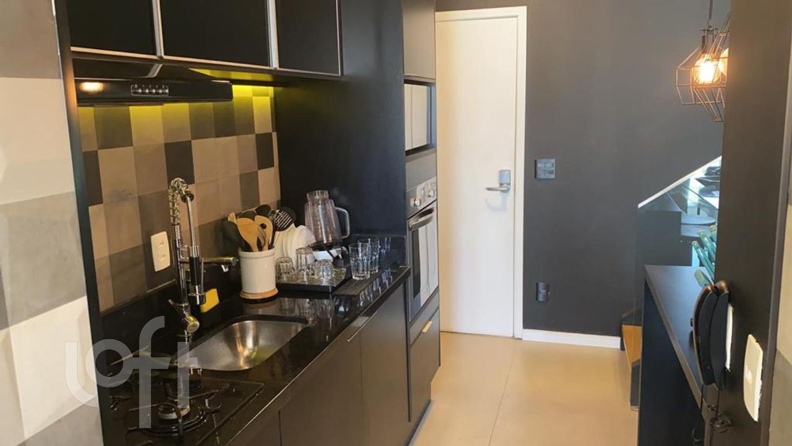 Apartamento à venda com 1 quarto, 133m² - Foto 11