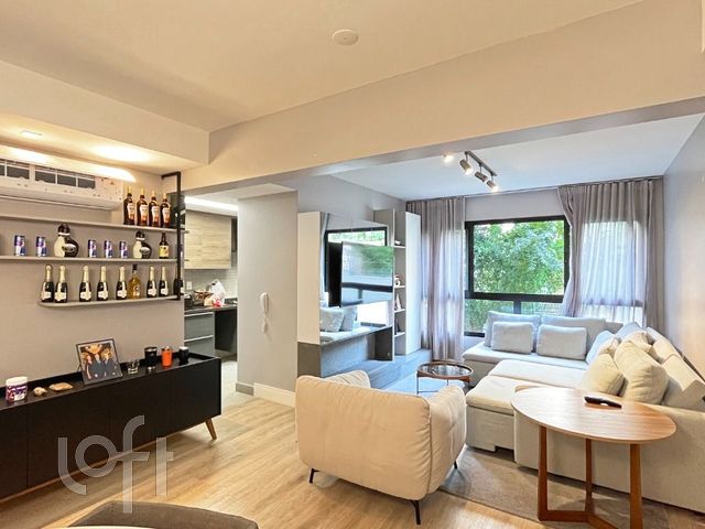 Apartamento com 146m², 3 dormitórios, 3 suítes, 2 vagas, Menino Deus em Porto Alegre