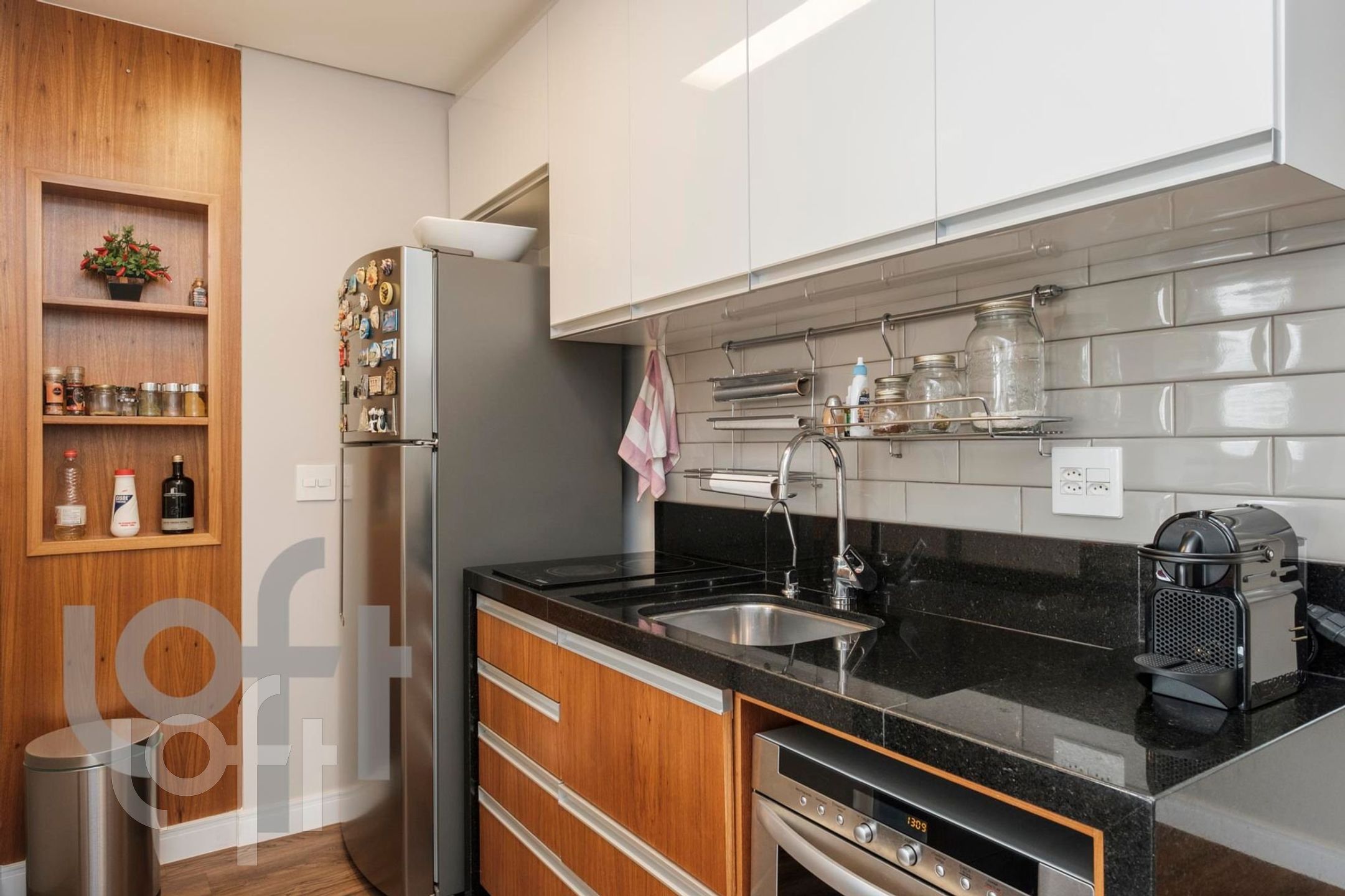 Apartamento à venda com 1 quarto, 46m² - Foto 14