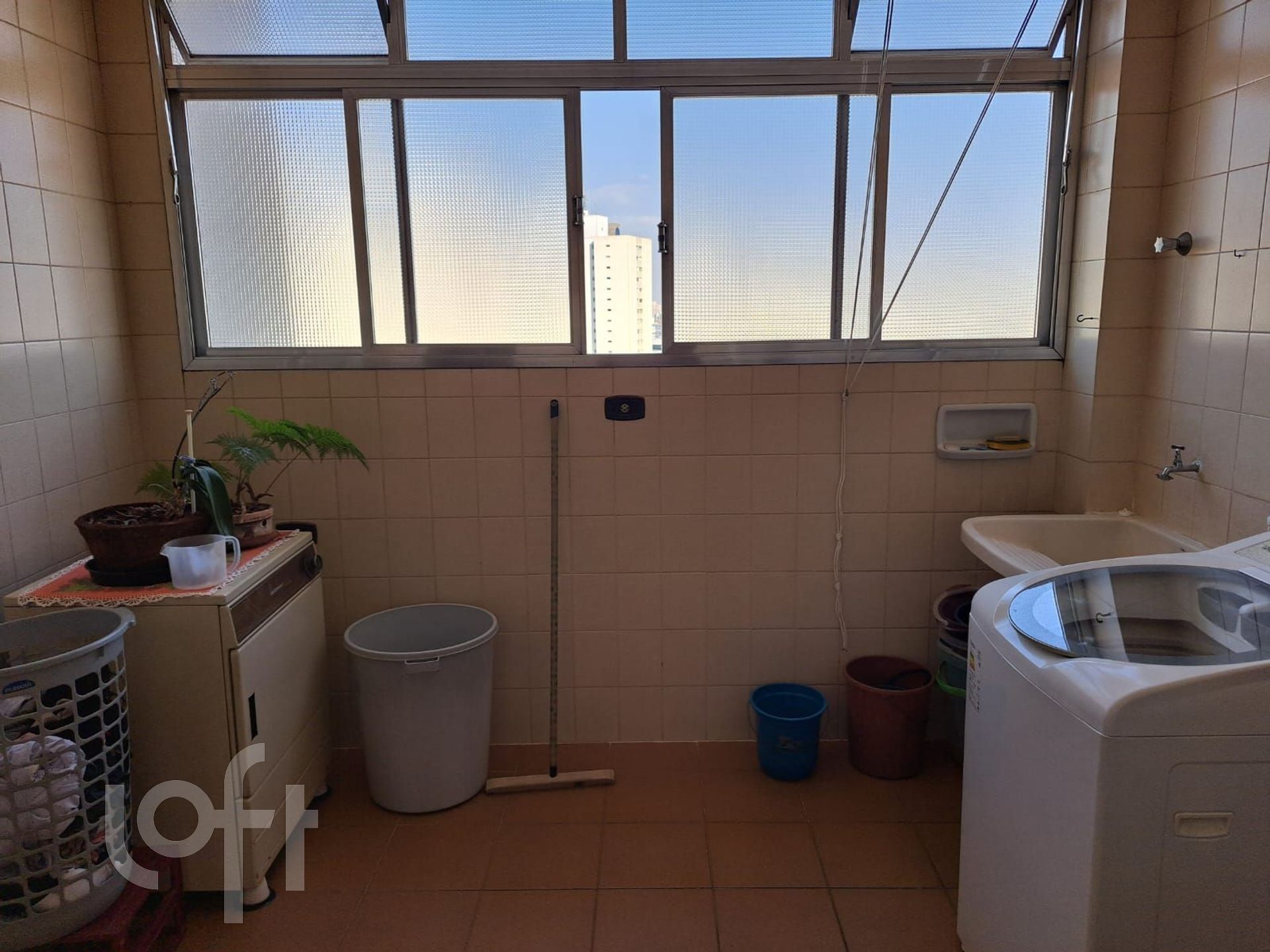 Apartamento à venda com 3 quartos, 146m² - Foto 11