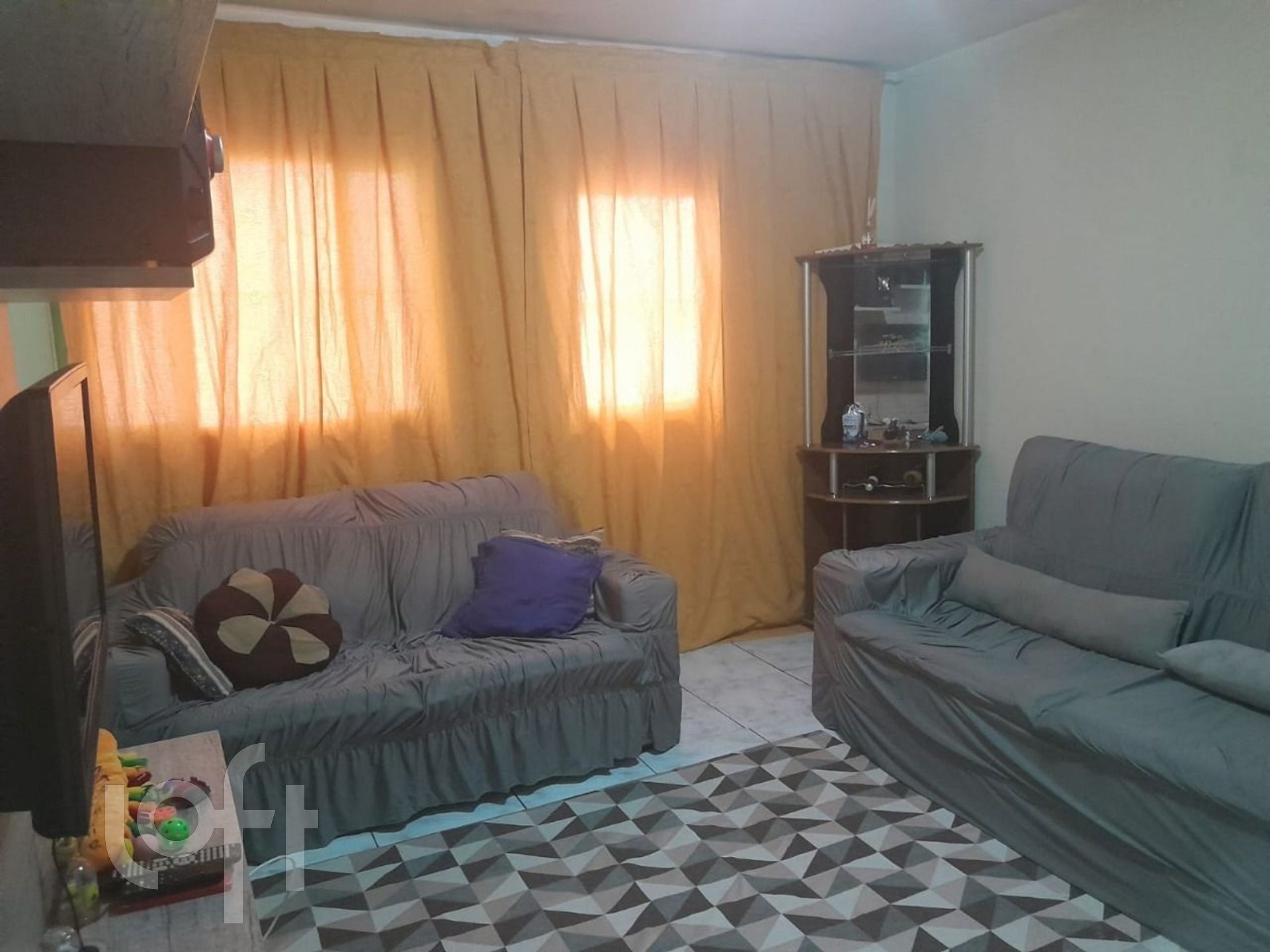 Casa à venda em Pimentas com 160 m², 2 quartos, 3