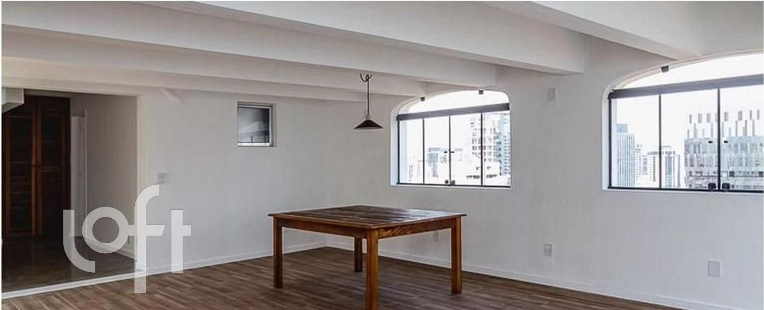 Apartamento à venda com 4 quartos, 200m² - Foto 4