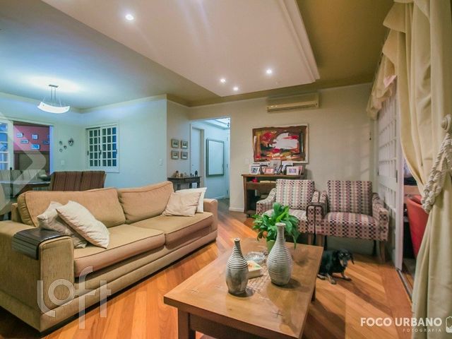 Apartamento com 159m², 4 dormitórios, 4 suítes, 3 vagas, Boa Vista em Porto Alegre