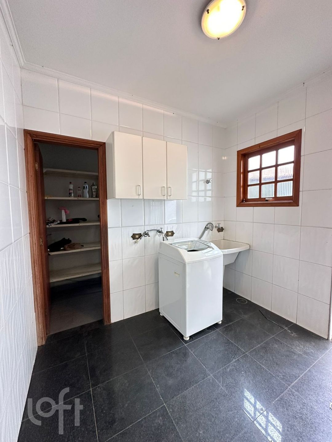 Casa à venda com 5 quartos, 300m² - Foto 10