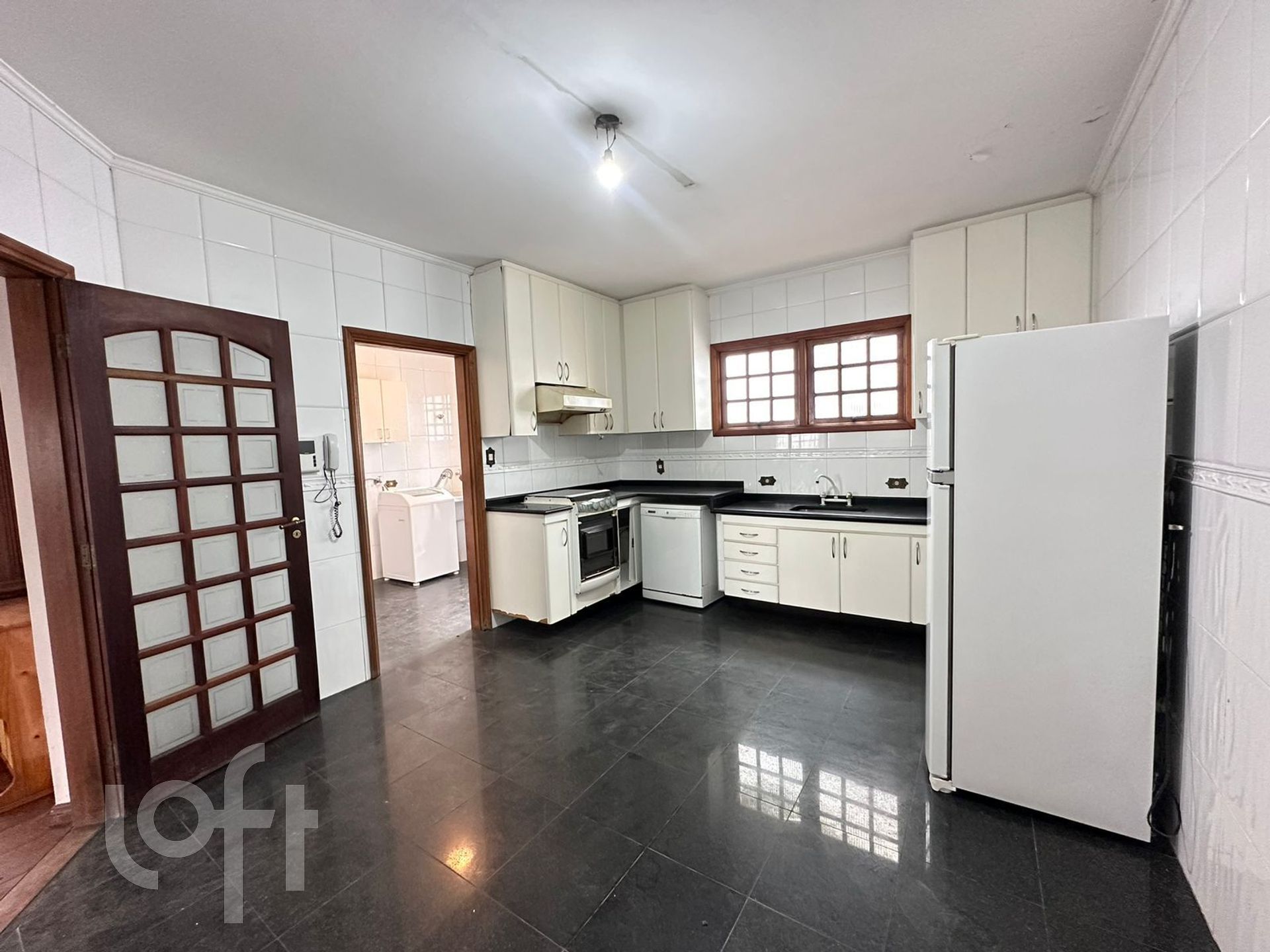 Casa à venda com 5 quartos, 300m² - Foto 5