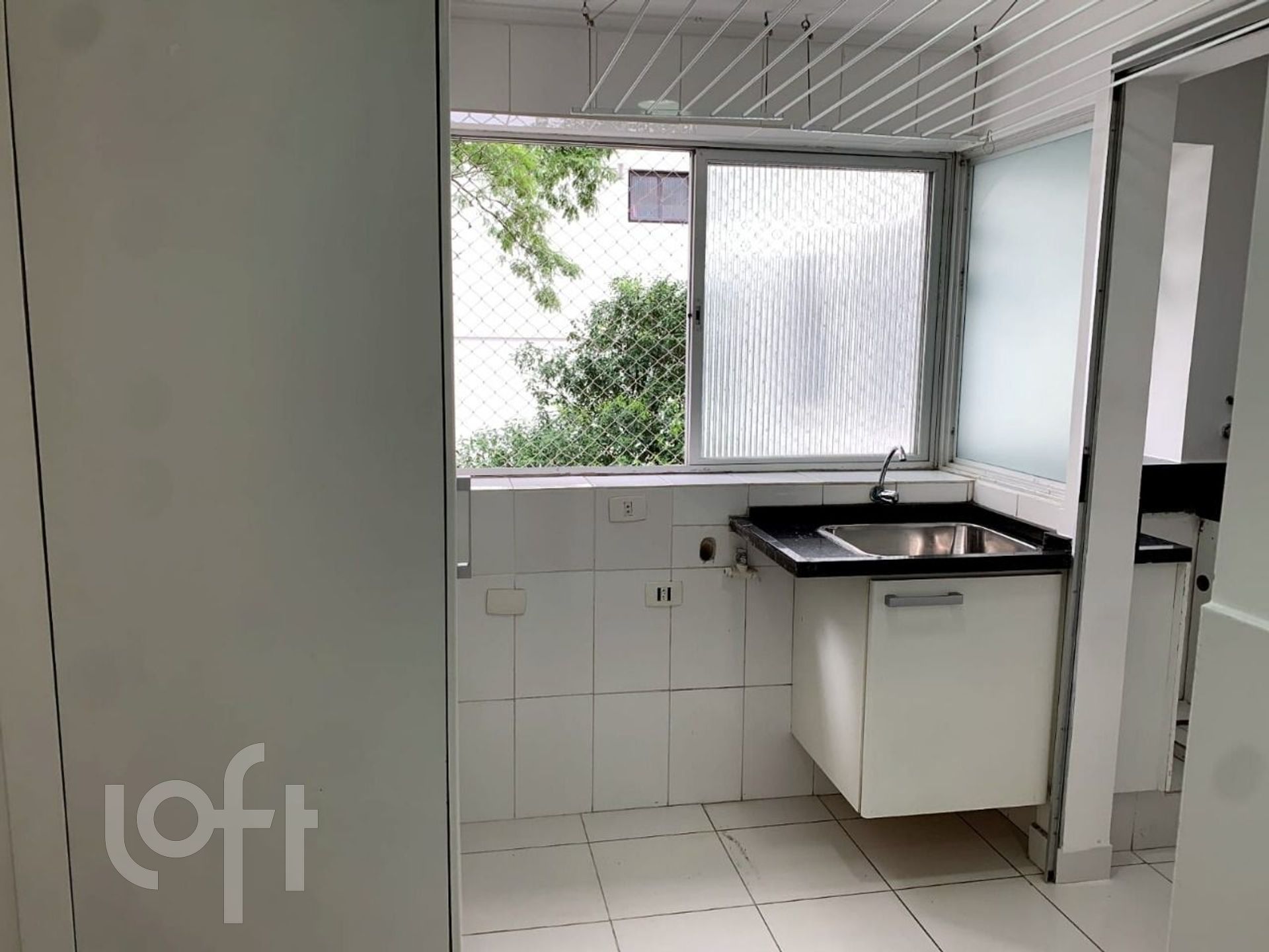 Apartamento à venda com 3 quartos, 150m² - Foto 2