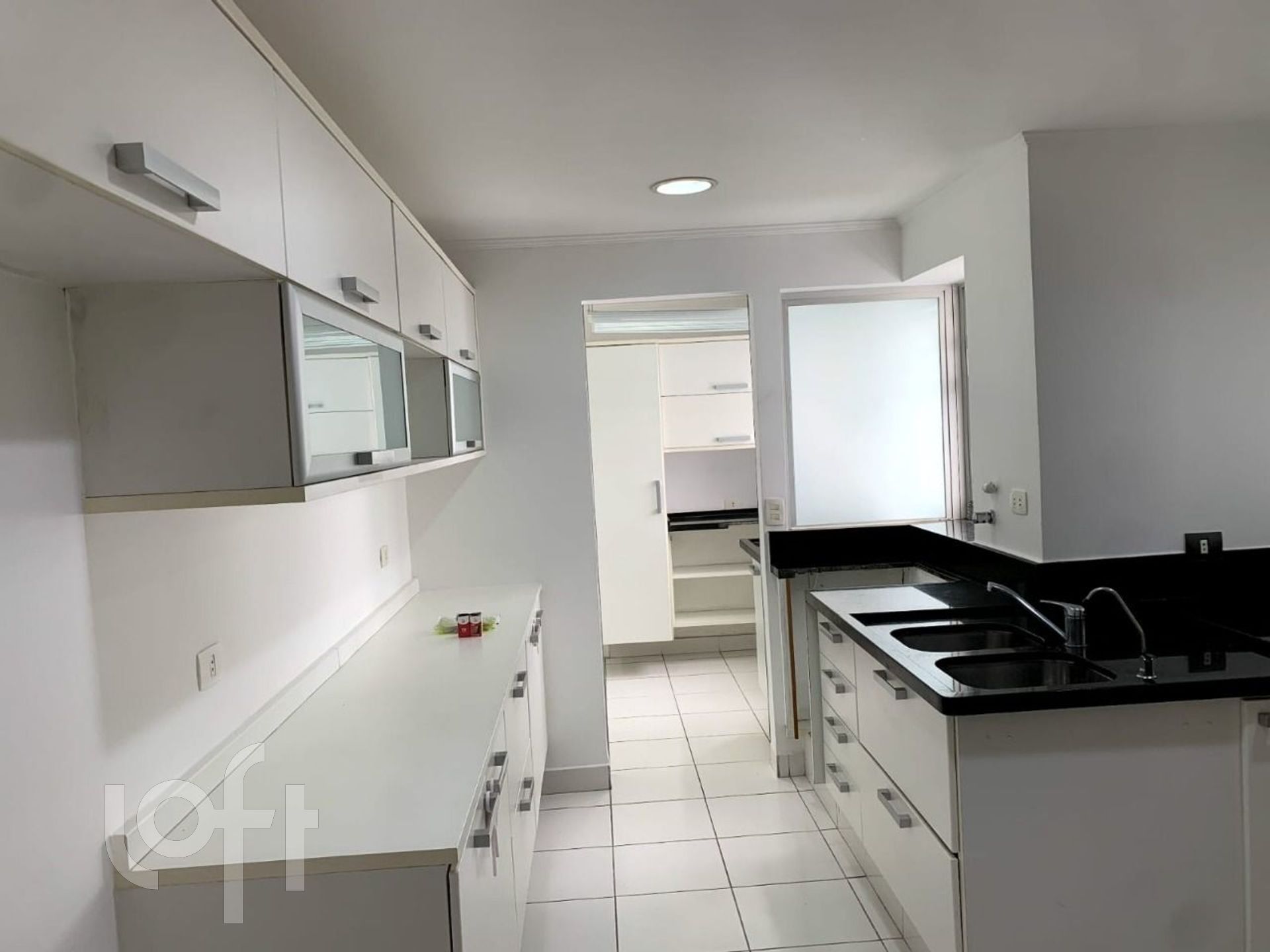 Apartamento à venda com 3 quartos, 150m² - Foto 5