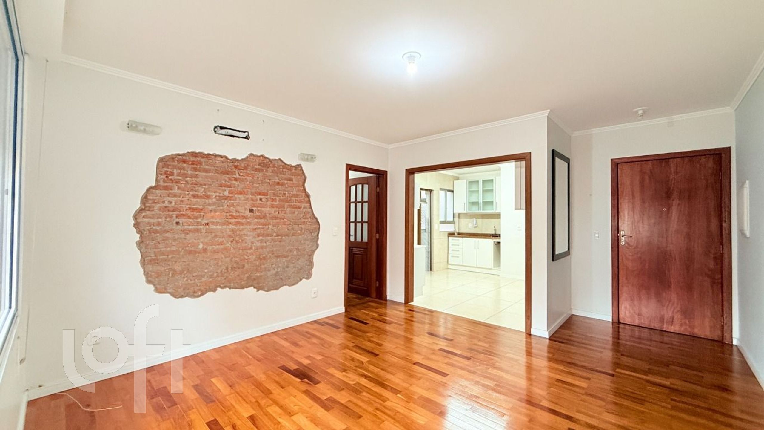 Apartamento com 104m², 3 dormitórios, 1 suíte, 1 vaga, Floresta em Porto Alegre
