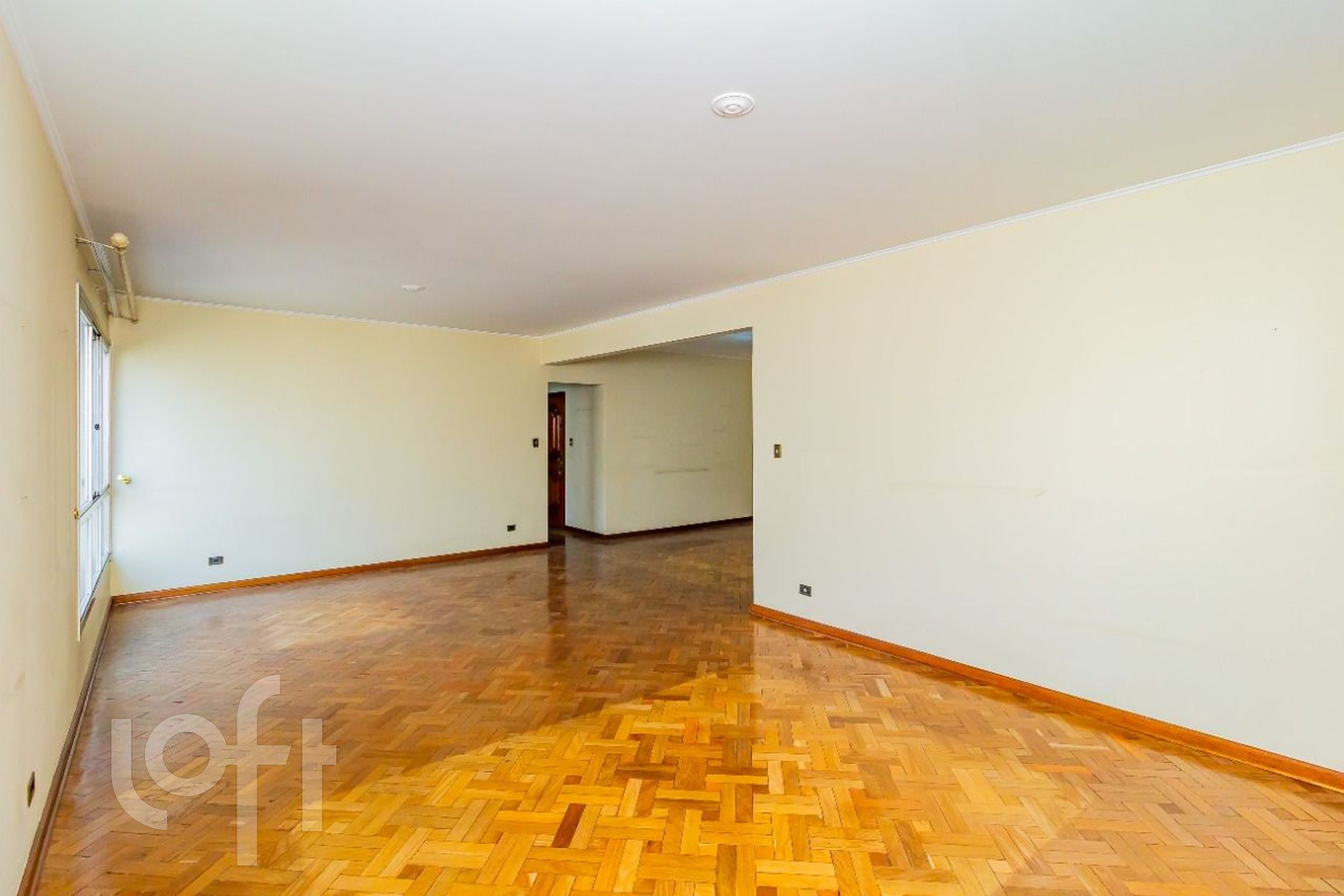 Apartamento à venda com 3 quartos, 230m² - Foto 4