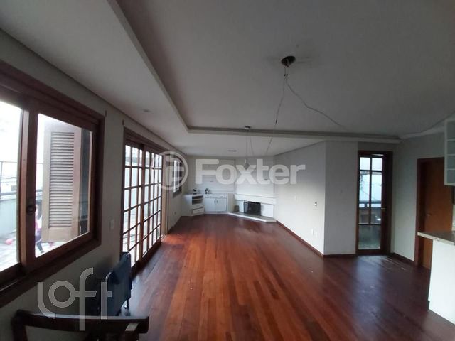 Apartamento com 190m², 3 dormitórios, 1 suíte, 2 vagas, Auxiliadora em Porto Alegre