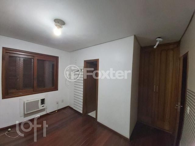 Apartamento com 190m², 3 dormitórios, 1 suíte, 2 vagas, Auxiliadora em Porto Alegre