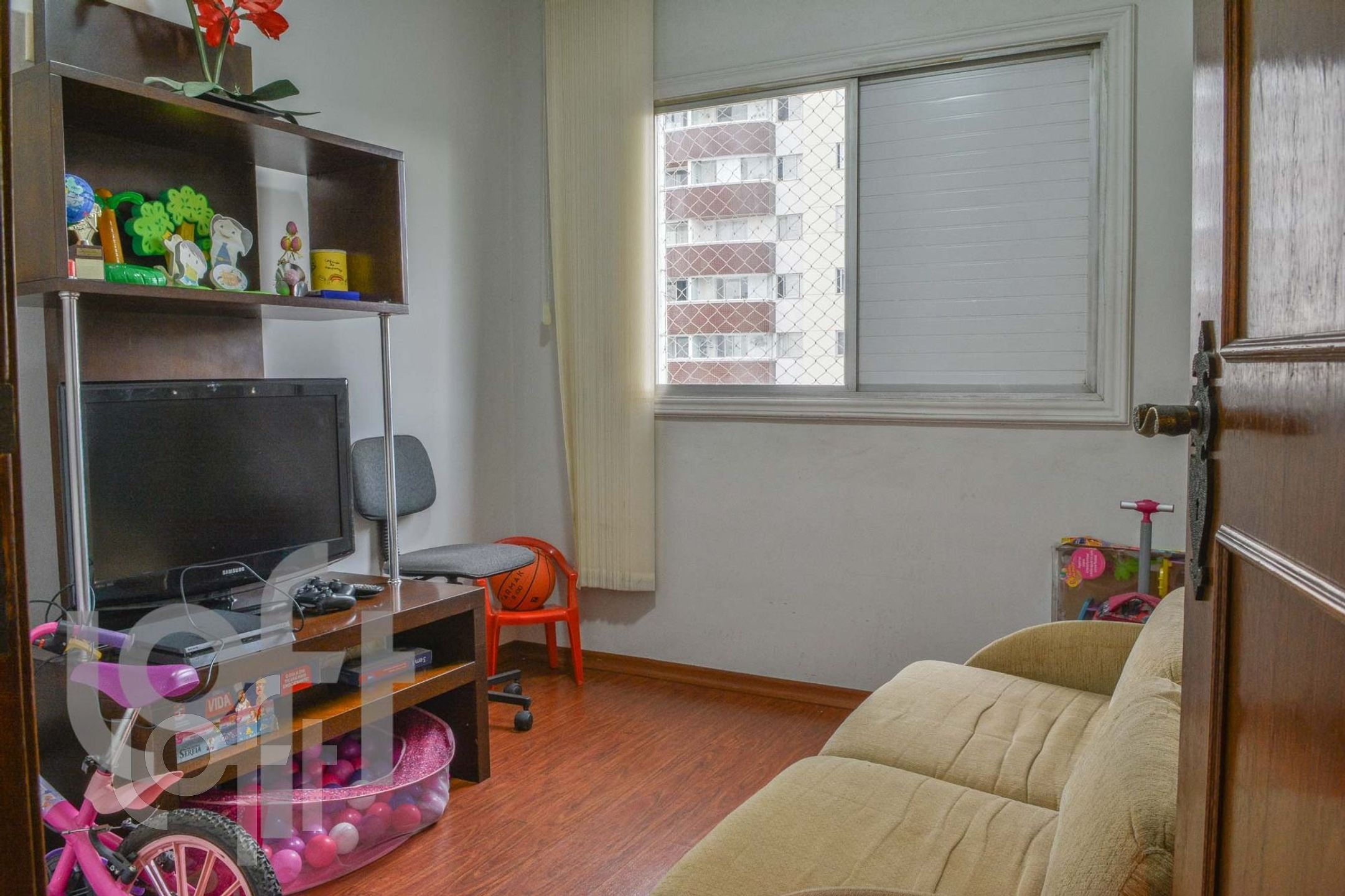 Apartamento à venda com 3 quartos, 156m² - Foto 14