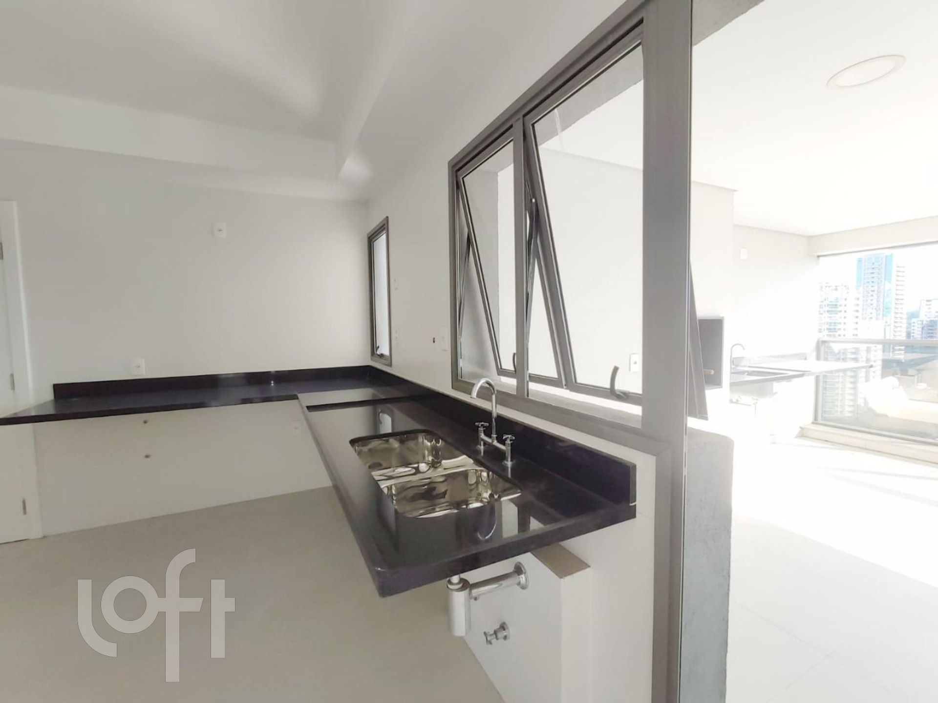 Apartamento à venda com 4 quartos, 185m² - Foto 9