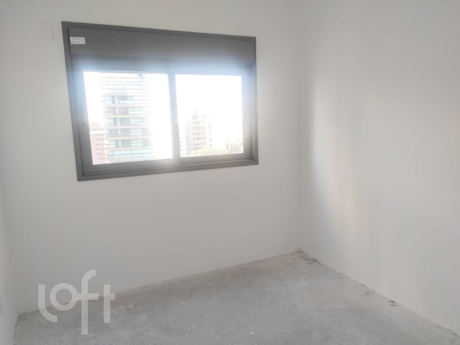 Apartamento à venda com 4 quartos, 185m² - Foto 12