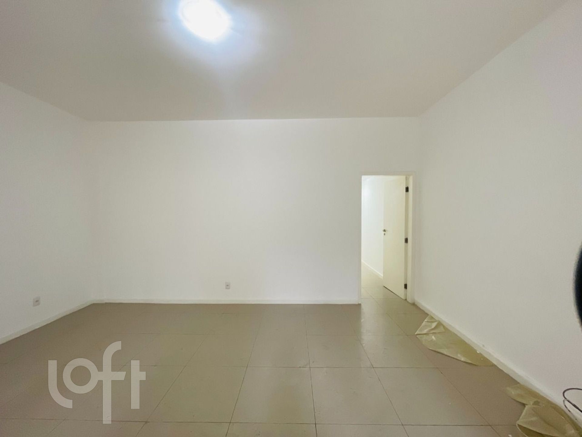 Apartamento à venda com 3 quartos, 130m² - Foto 14