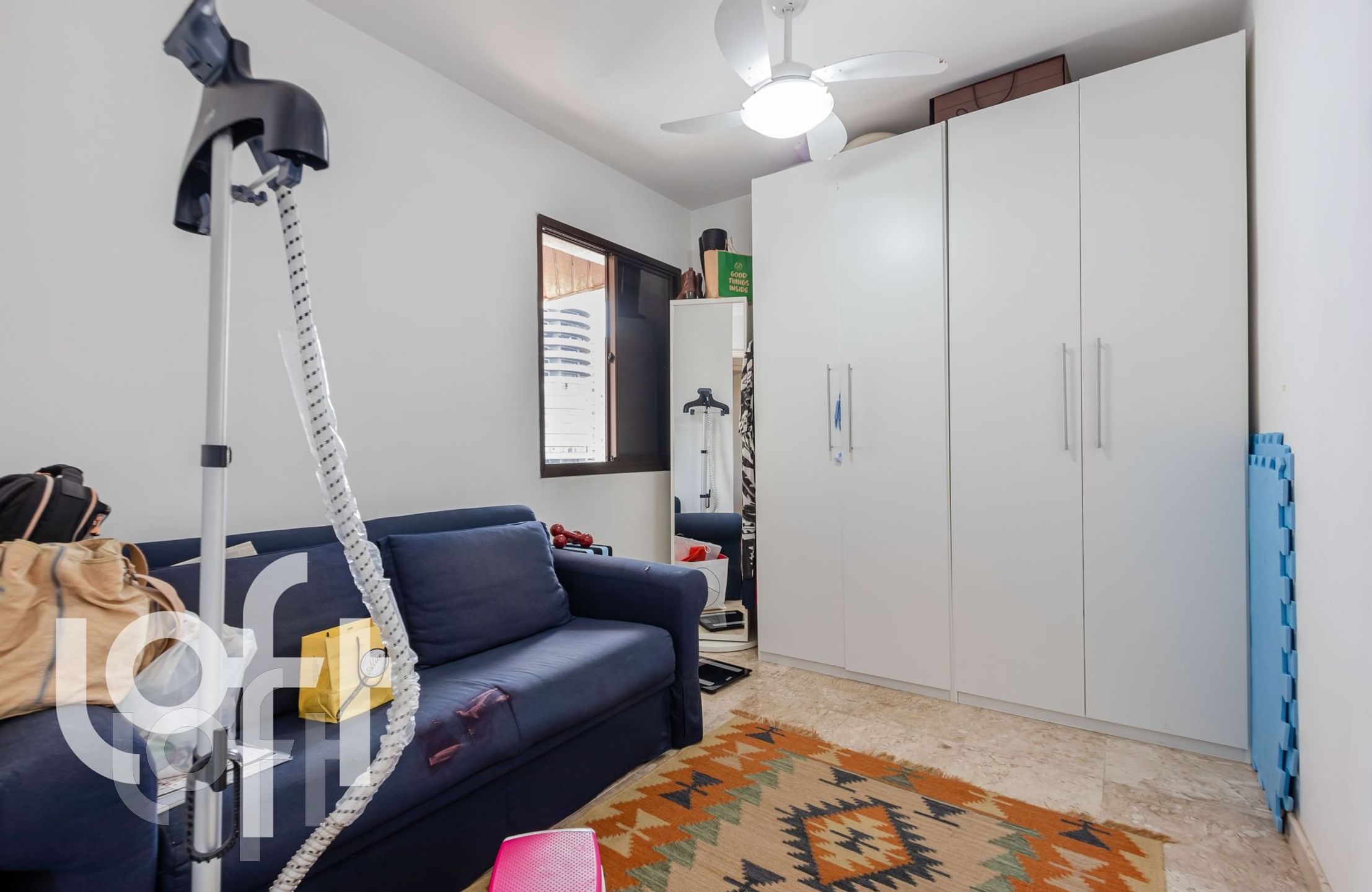 Apartamento à venda com 3 quartos, 200m² - Foto 2