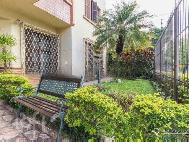 Apartamento com 90m², 2 dormitórios, Petrópolis em Porto Alegre