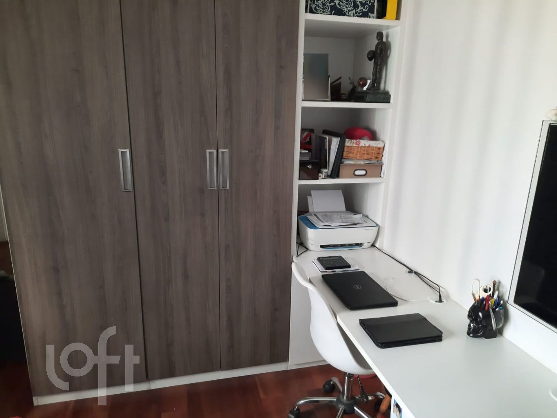 Apartamento à venda com 3 quartos, 133m² - Foto 2