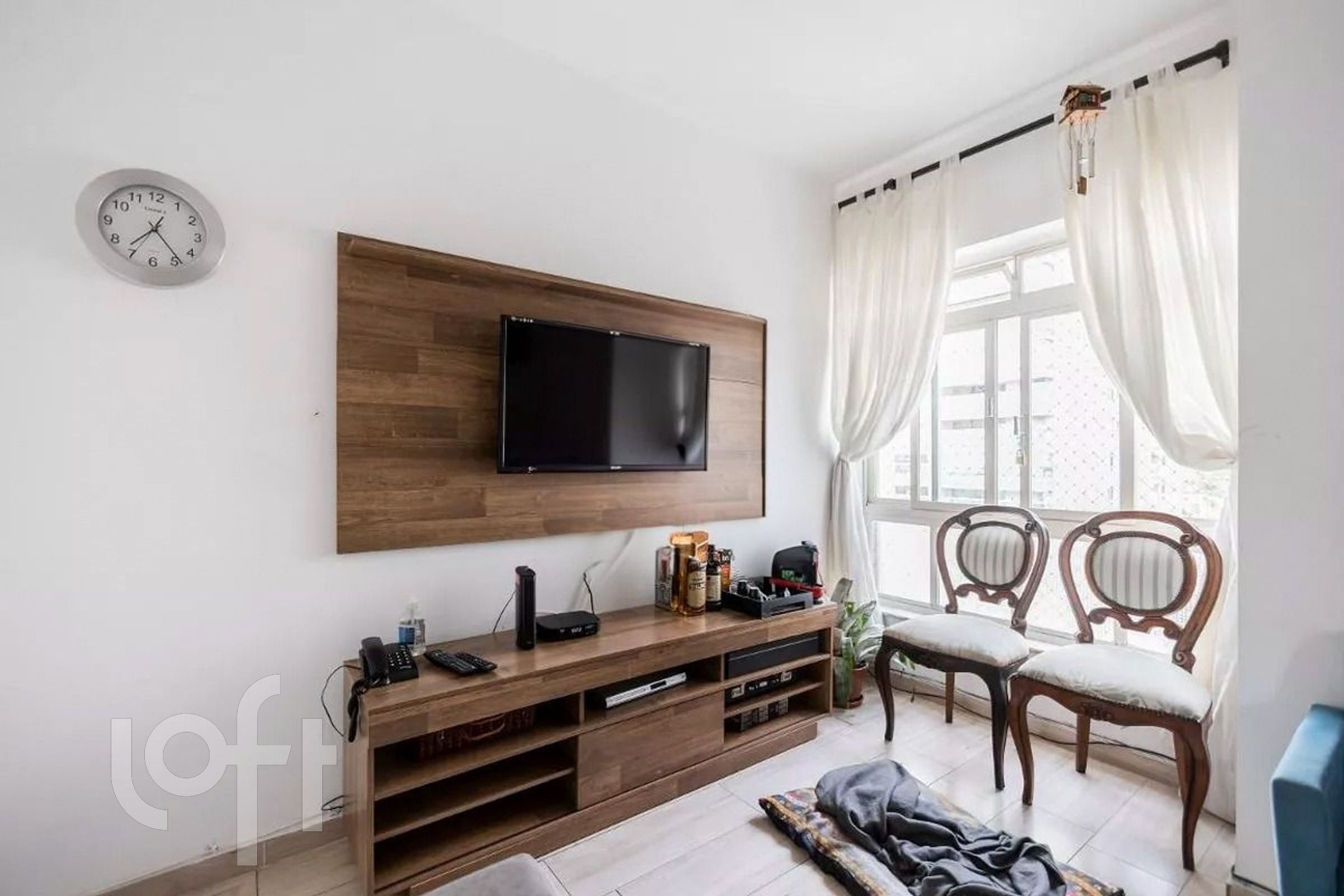 Apartamento à venda com 3 quartos, 98m² - Foto 1