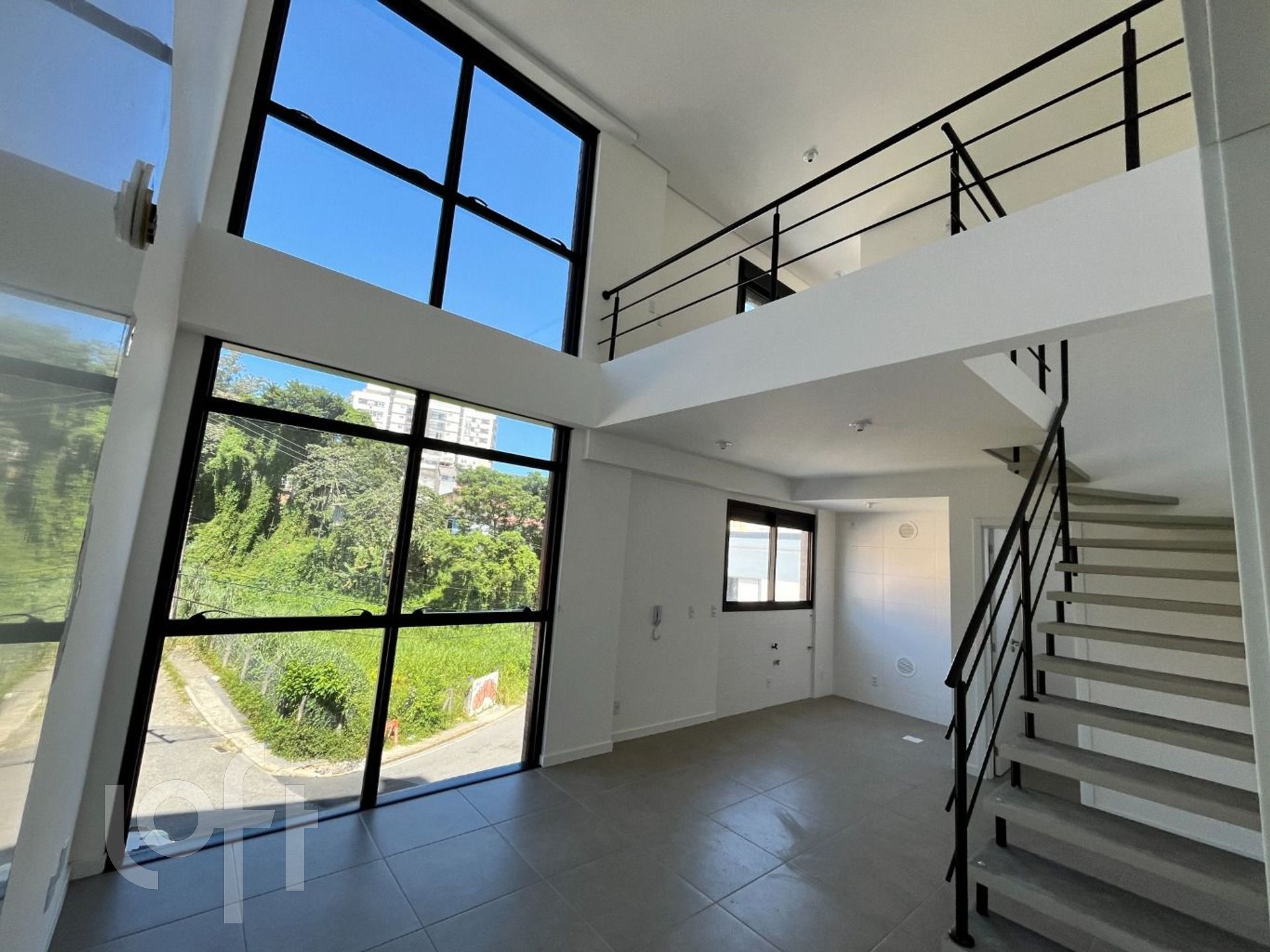 Apartamentos com 41m², 1 quarto, 1 suíte, 1 garagem, no bairro Saco dos limões em Florianópolis