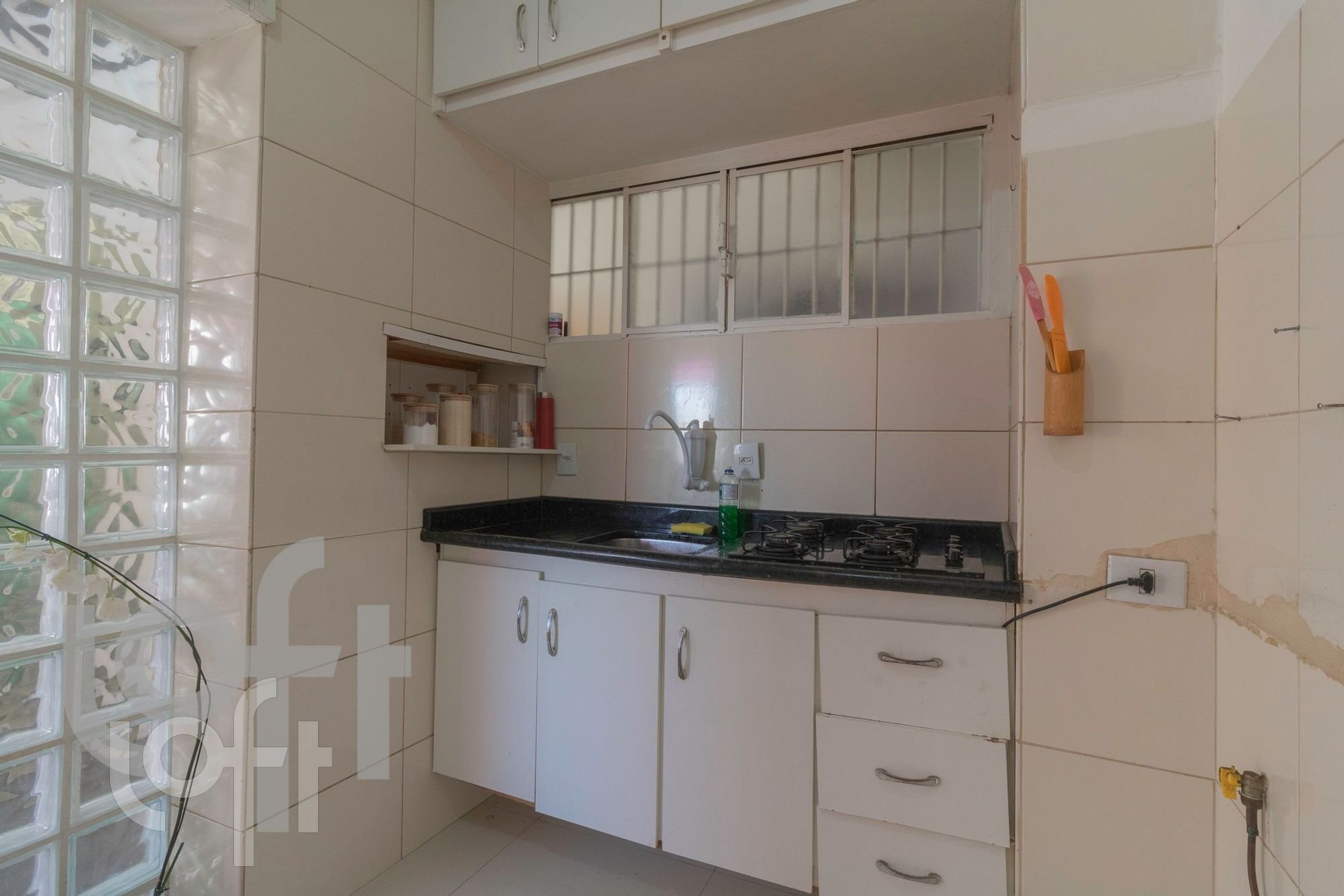 Apartamento à venda com 1 quarto, 35m² - Foto 12