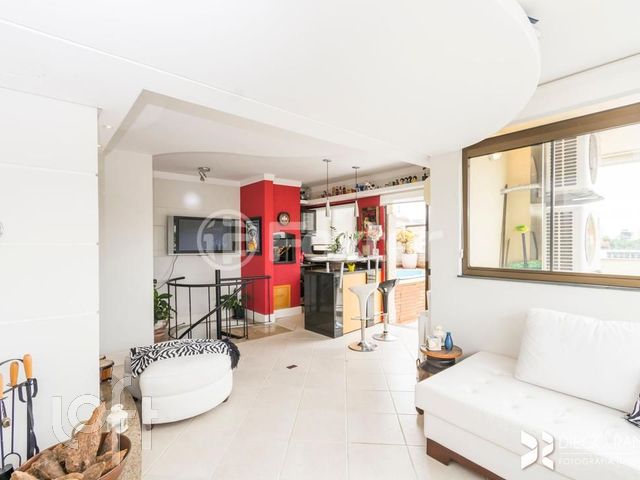 Apartamento com 114m², 1 dormitório, 1 vaga, Auxiliadora em Porto Alegre