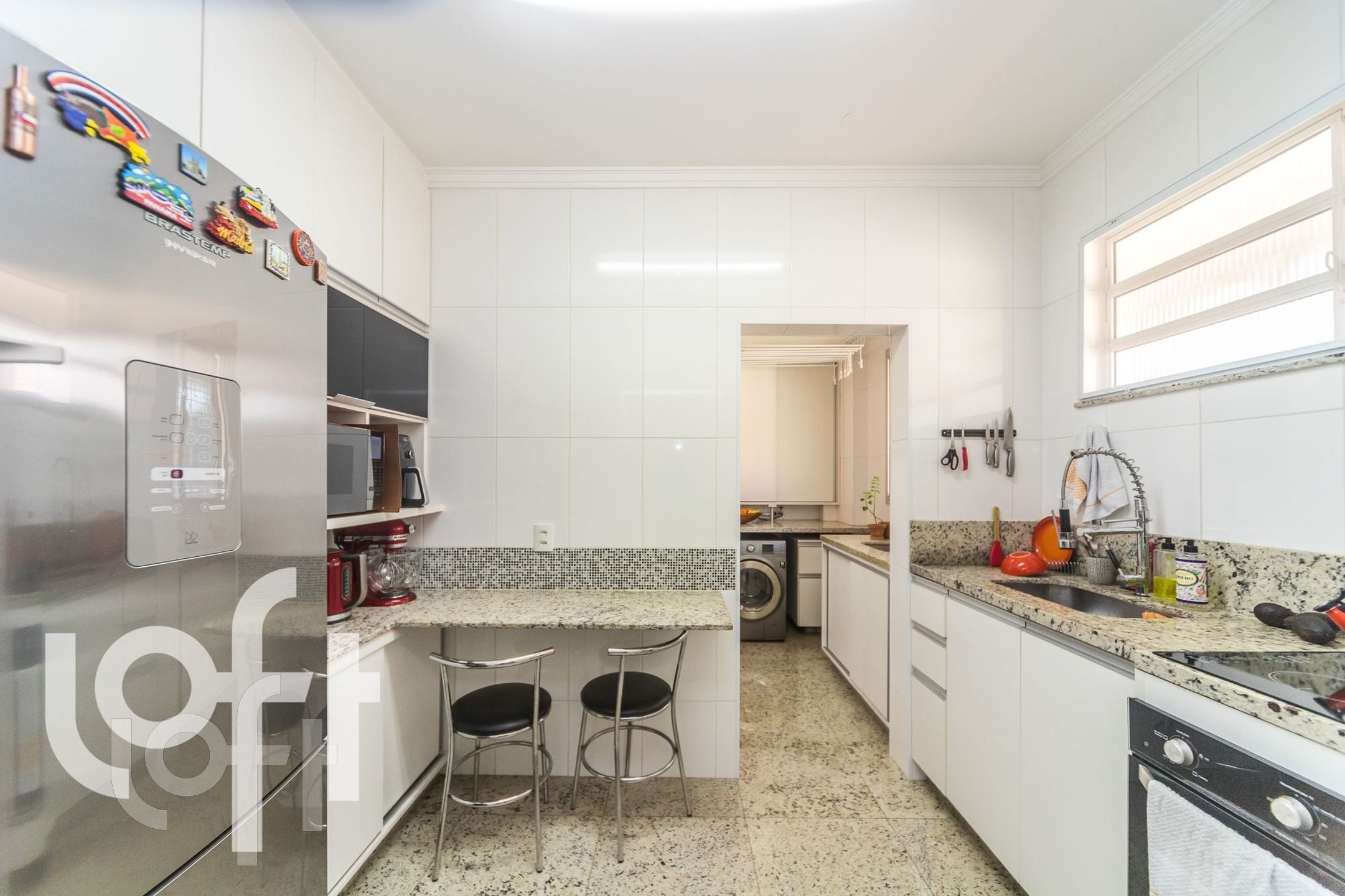 Apartamento à venda com 2 quartos, 70m² - Foto 16