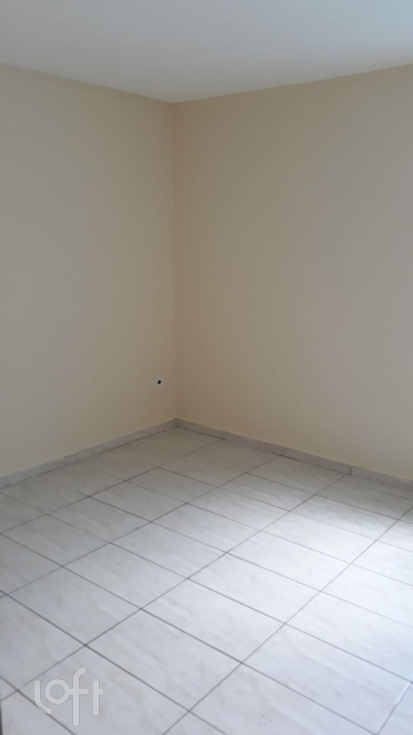 Casa à venda com 6 quartos, 250m² - Foto 4