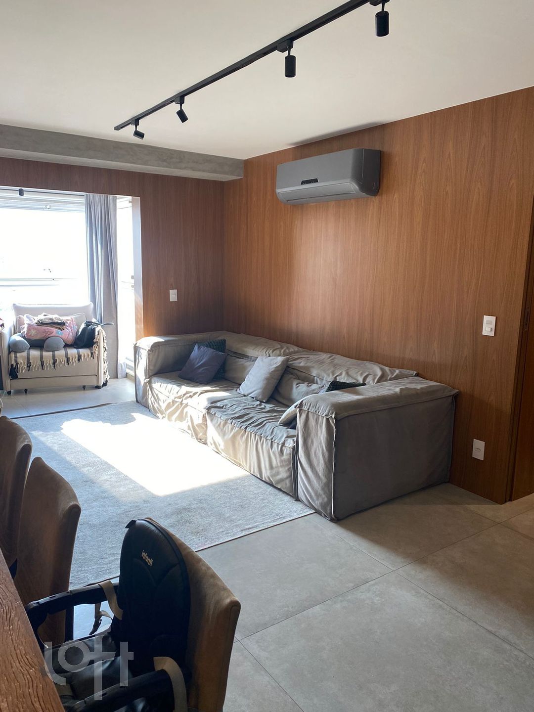 Apartamento à venda com 2 quartos, 127m² - Foto 2