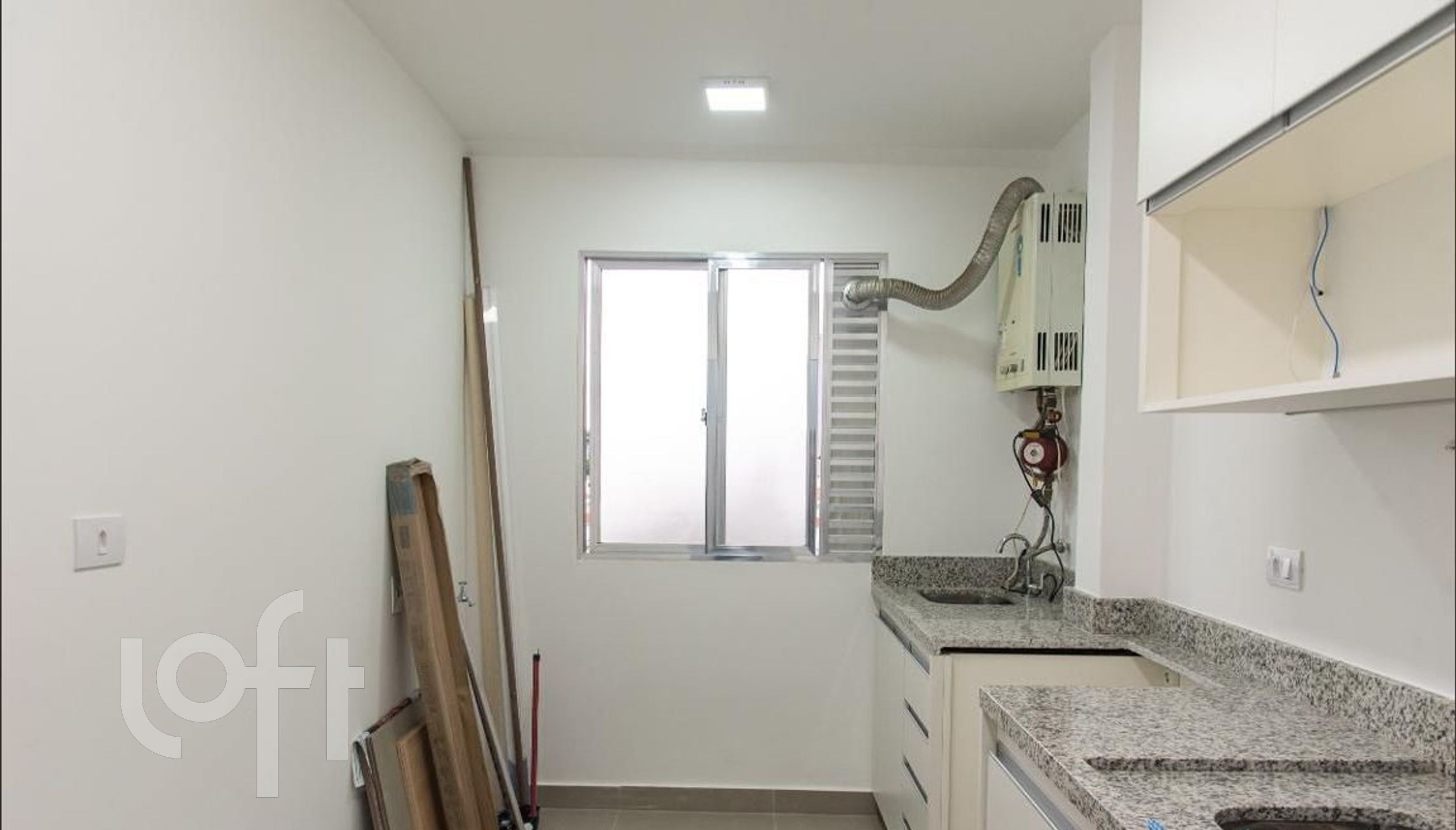 Apartamento à venda com 2 quartos, 70m² - Foto 10