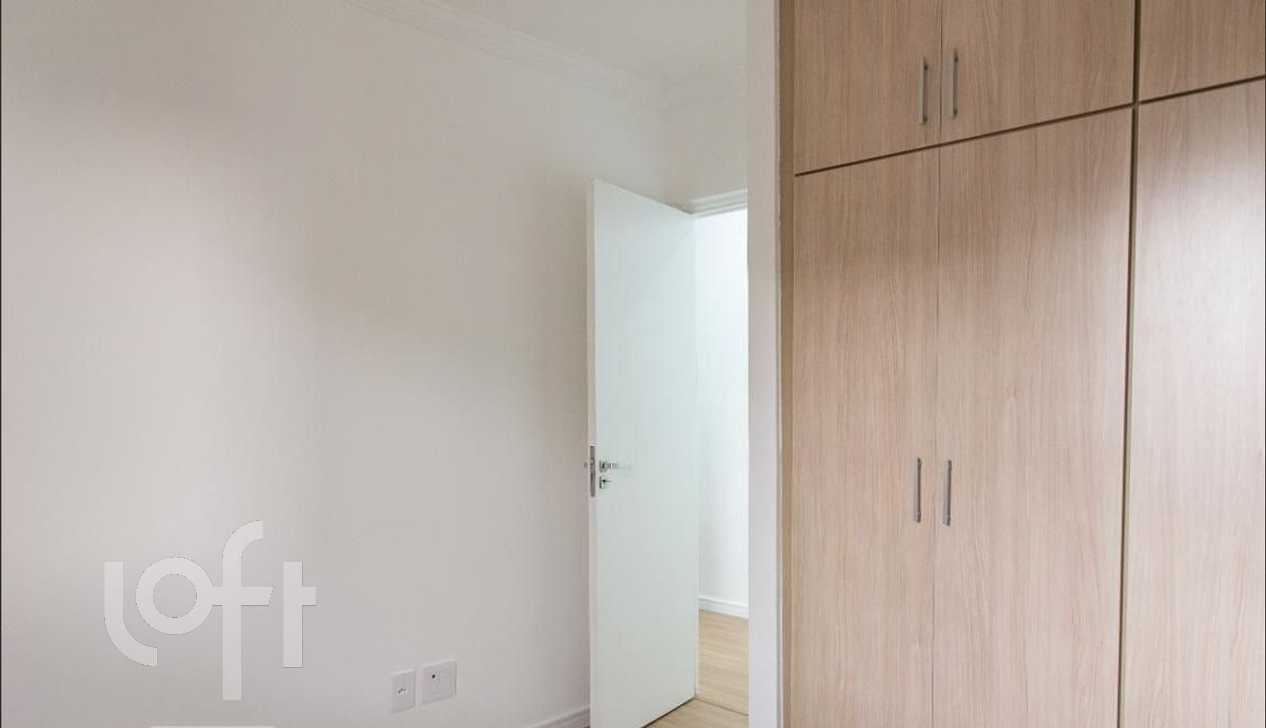 Apartamento à venda com 2 quartos, 70m² - Foto 5