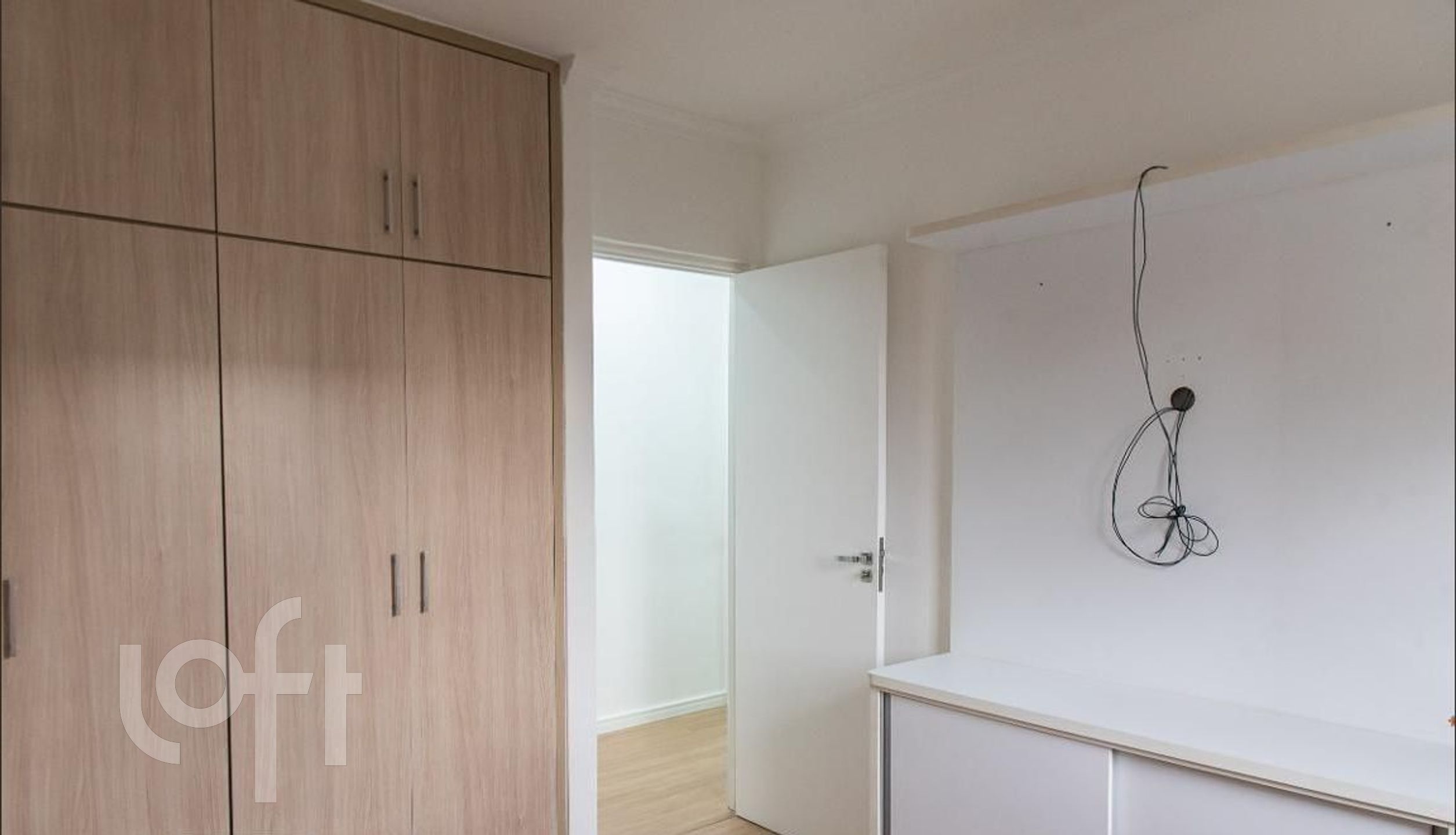 Apartamento à venda com 2 quartos, 70m² - Foto 9