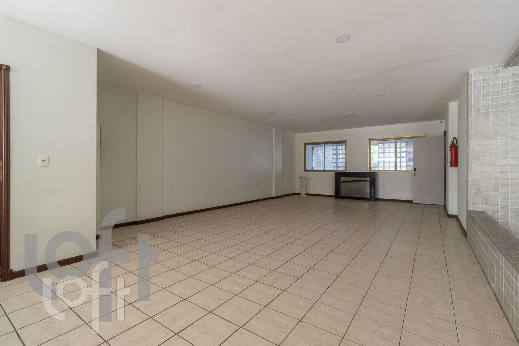 Apartamento à venda com 3 quartos, 190m² - Foto 33