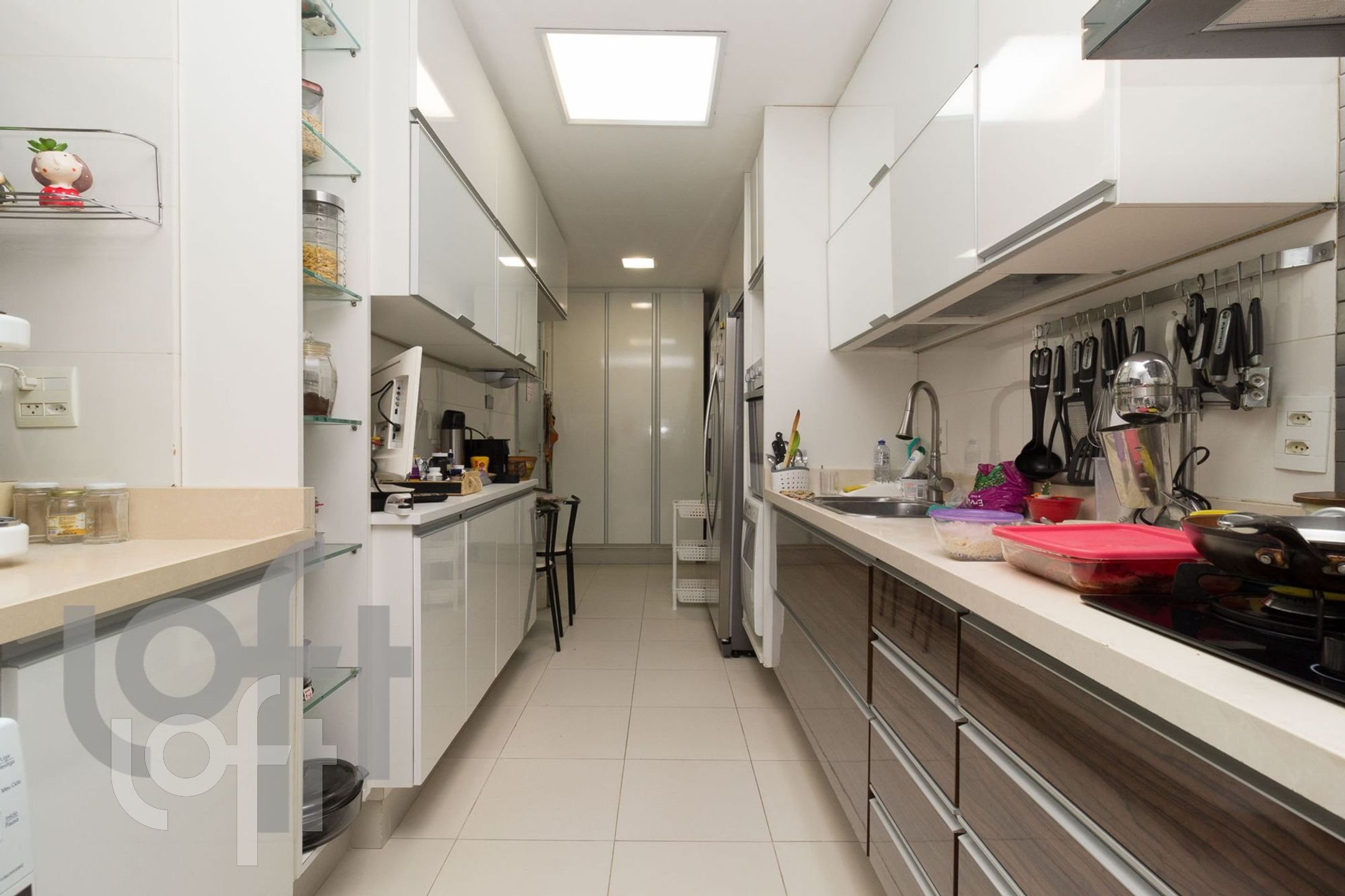 Apartamento à venda com 3 quartos, 190m² - Foto 28