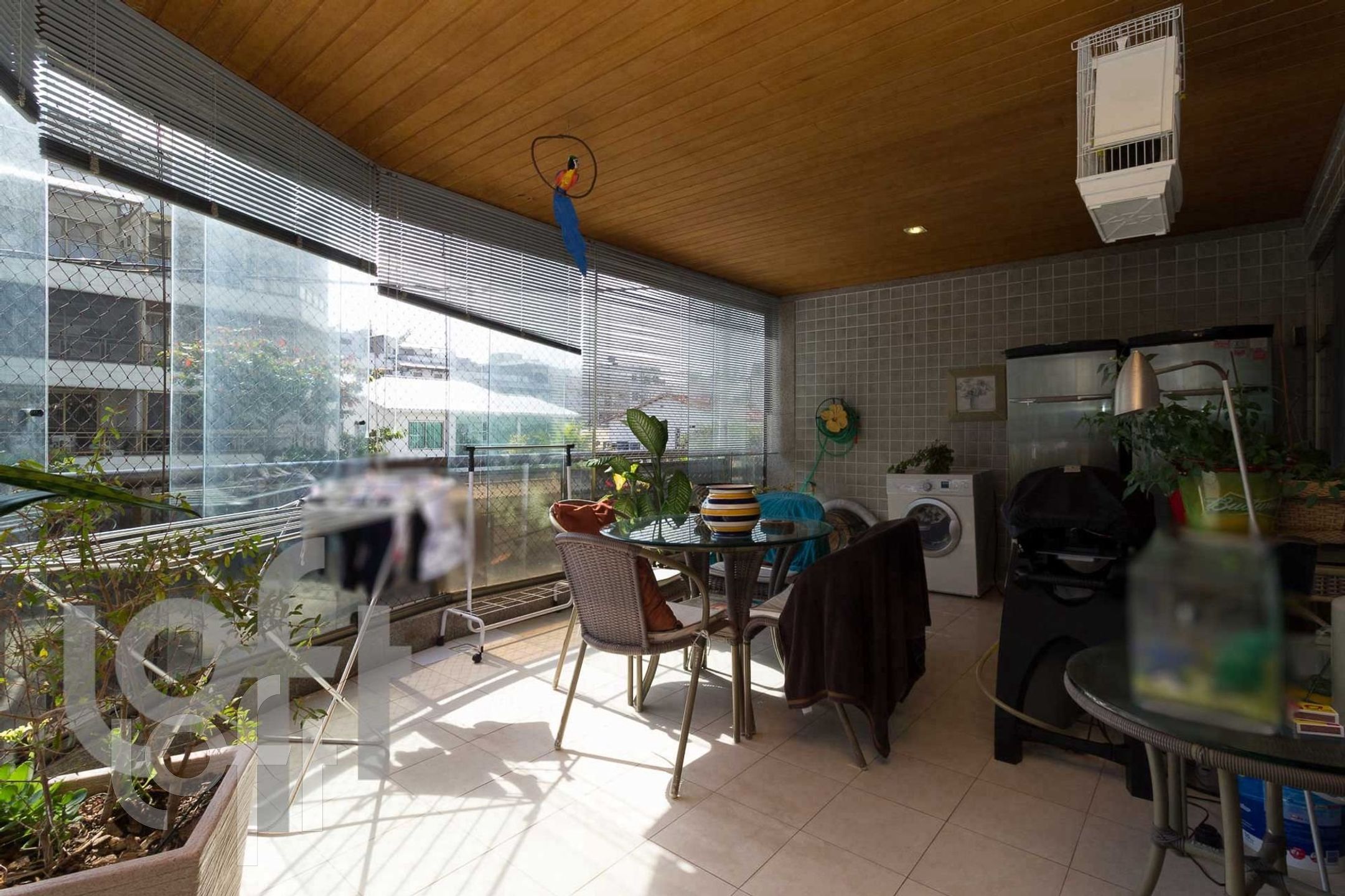 Apartamento à venda com 3 quartos, 190m² - Foto 17