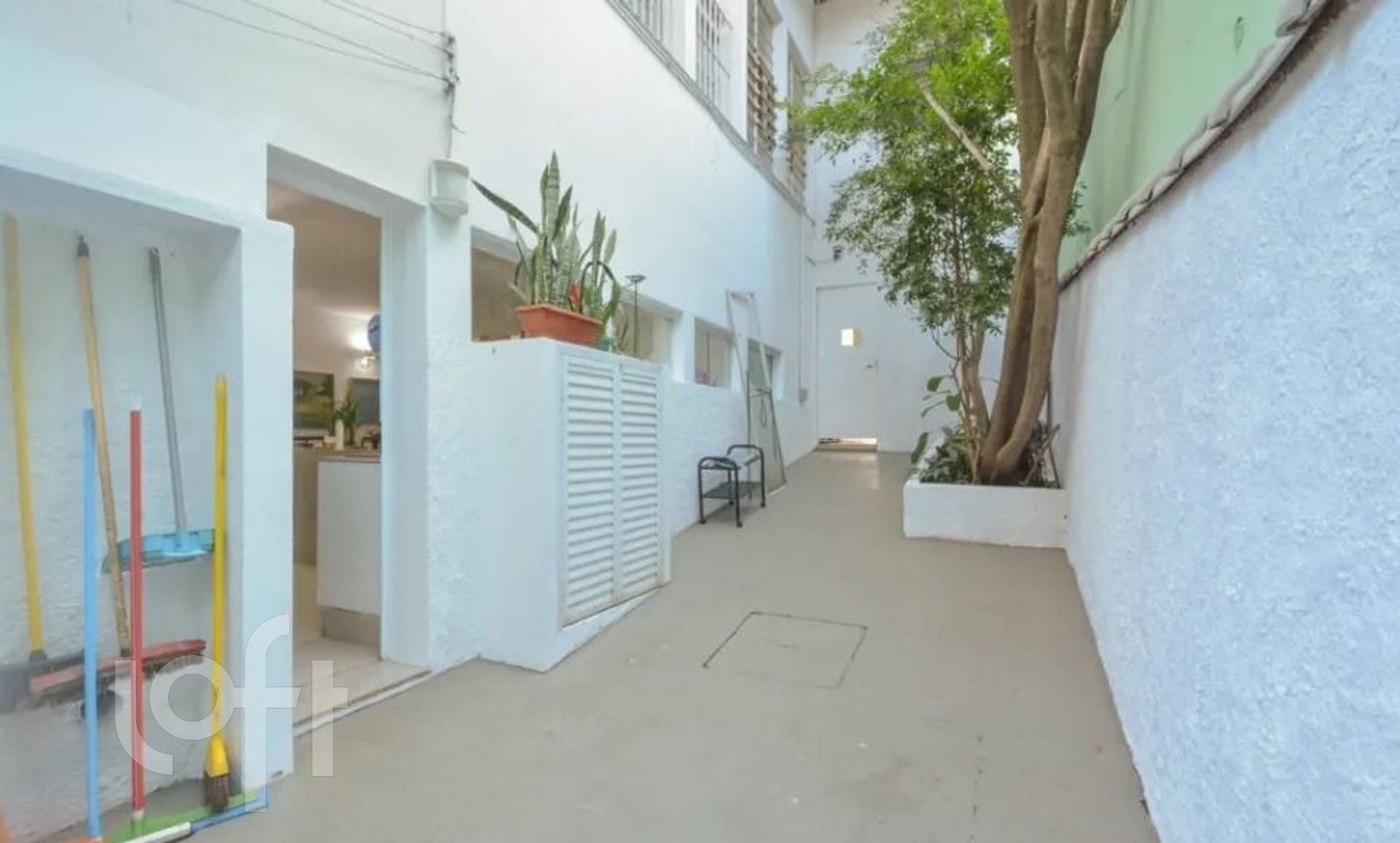 Casa à venda com 5 quartos, 250m² - Foto 12